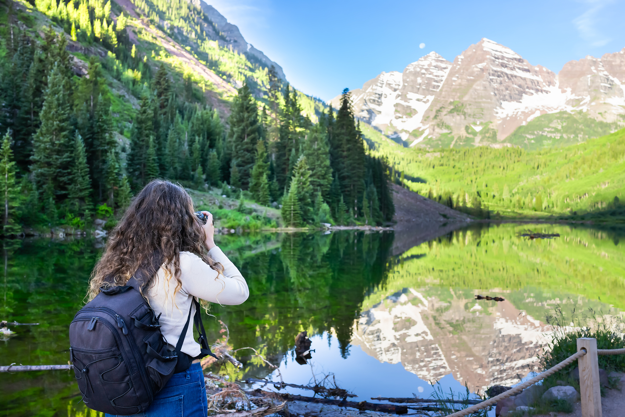 maroon bells in aspen, colorado in july 2019 summer and mirror r