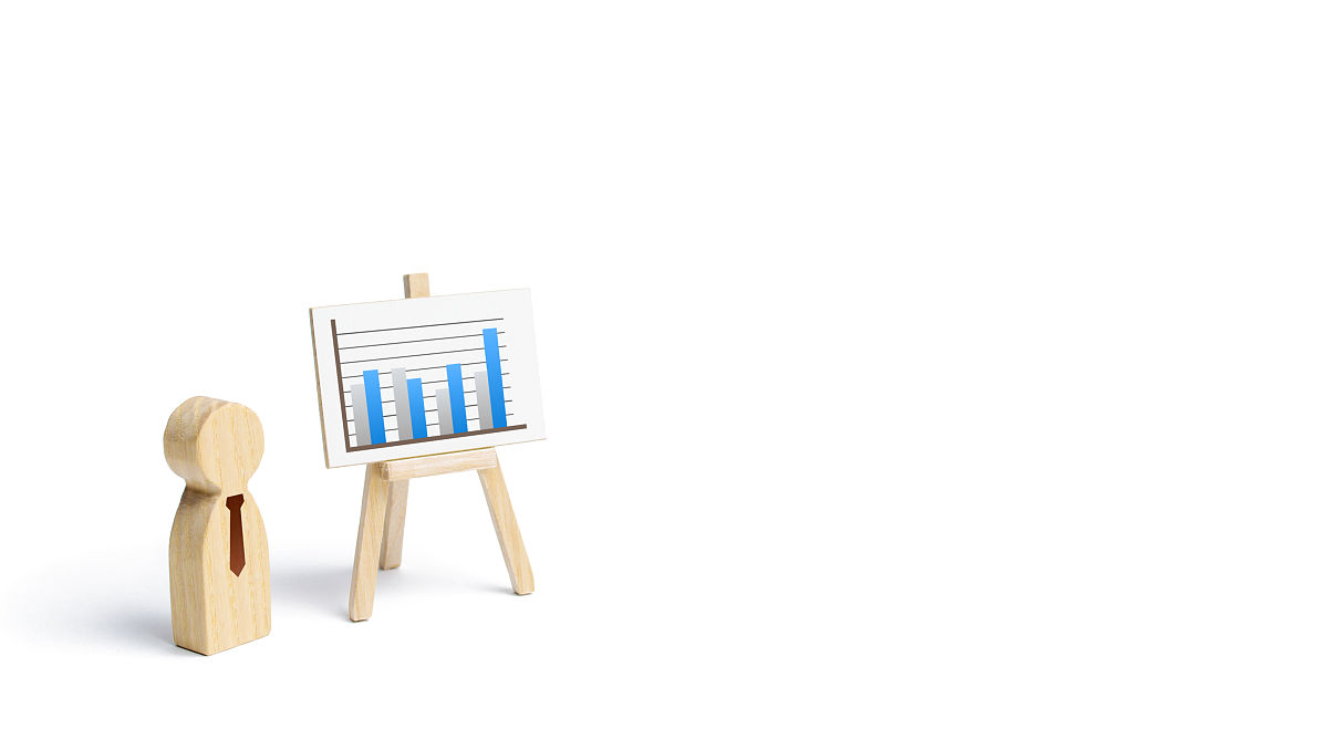 帮我写一份办公室半年工作总结500字左右