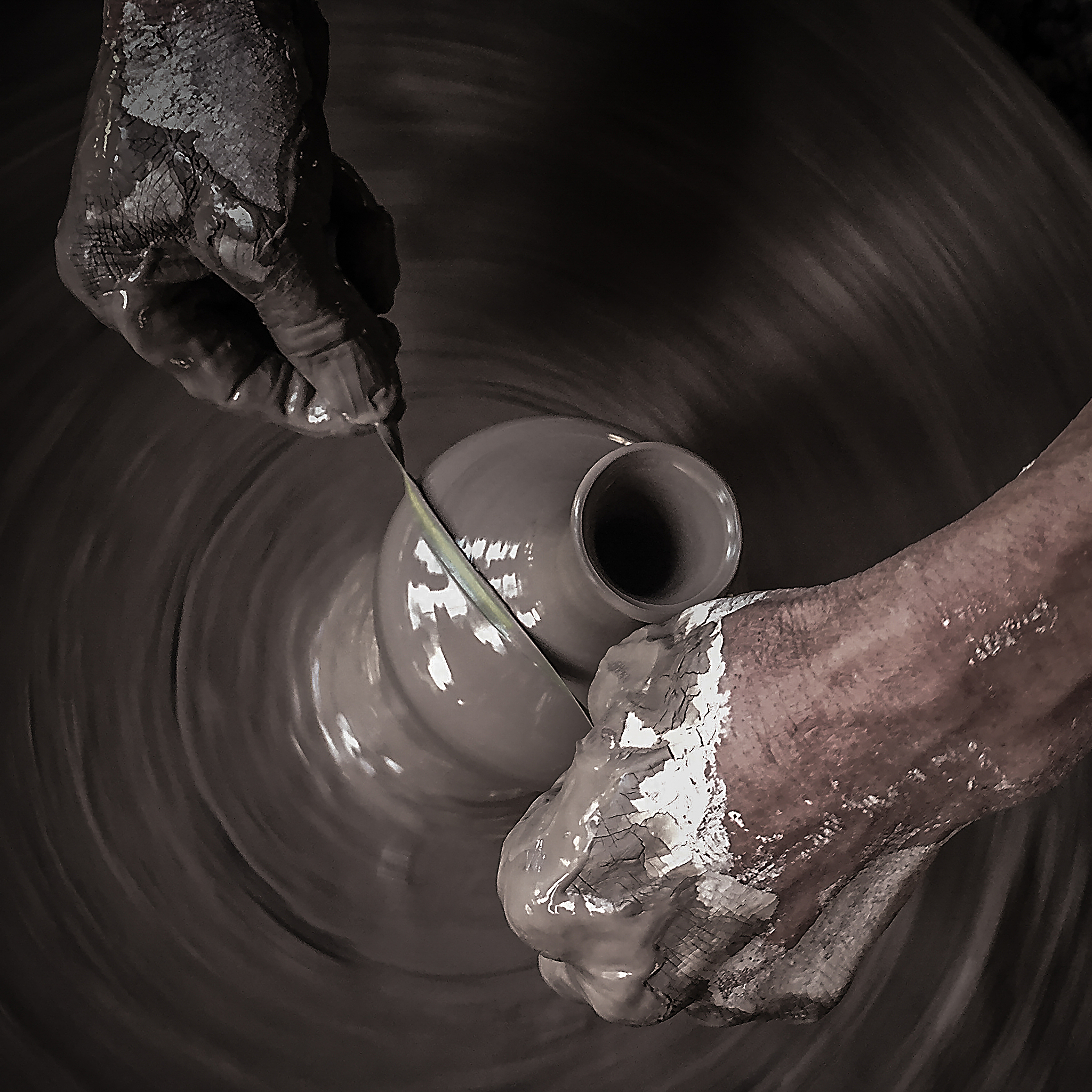 陕西华夏职业学校工艺美术专业就业前景分析：行业趋势与发展方向