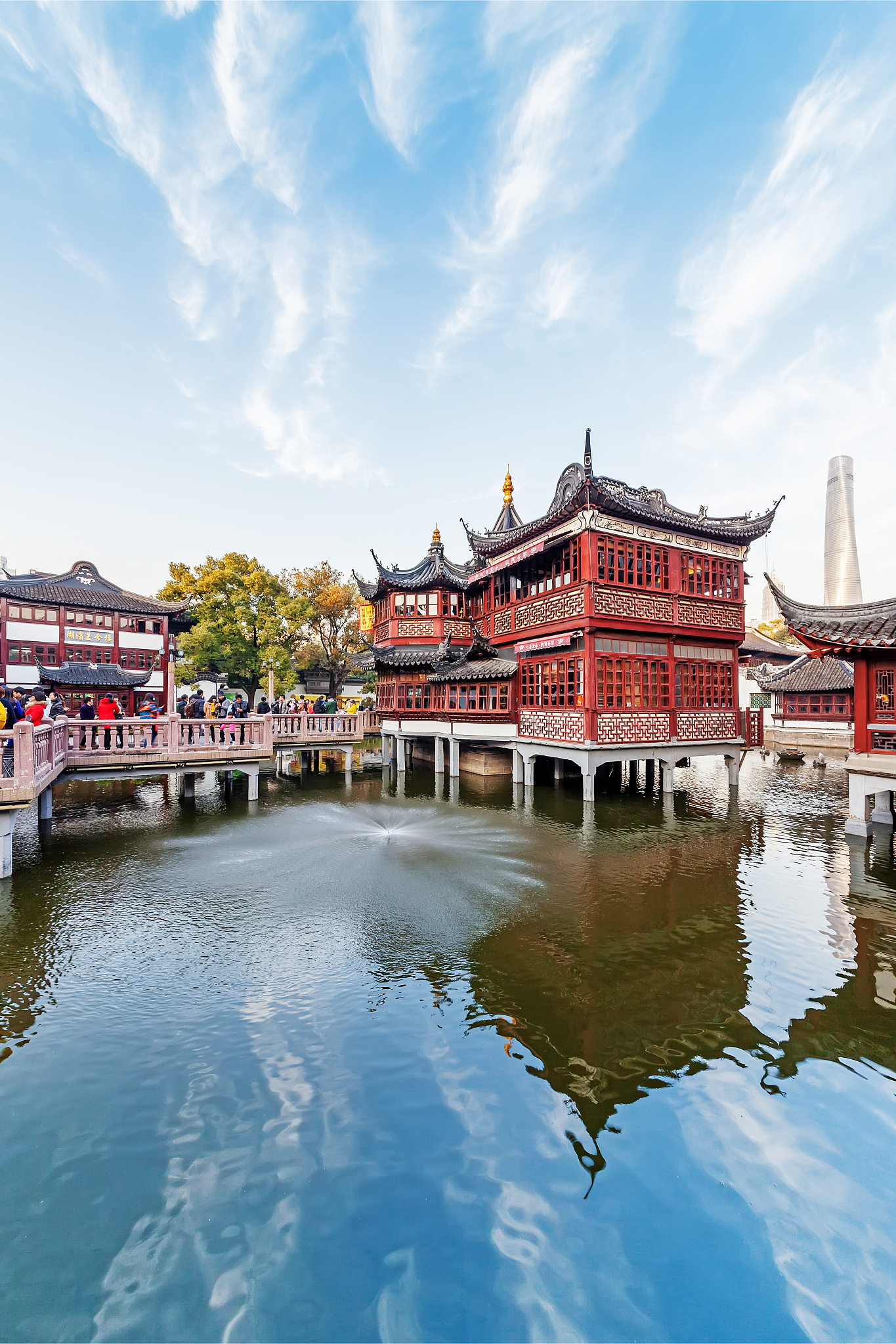 微信旅游公众号和小红书旅游博主的产品内容