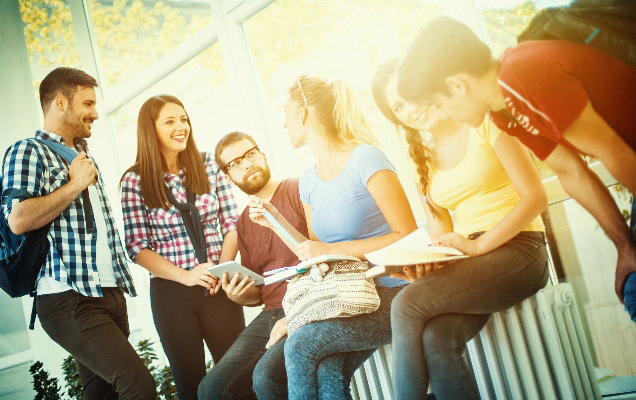 唐山工商中等专业学校2021年招生简章 - 专业设置 | 报名时间 | 录取分数线