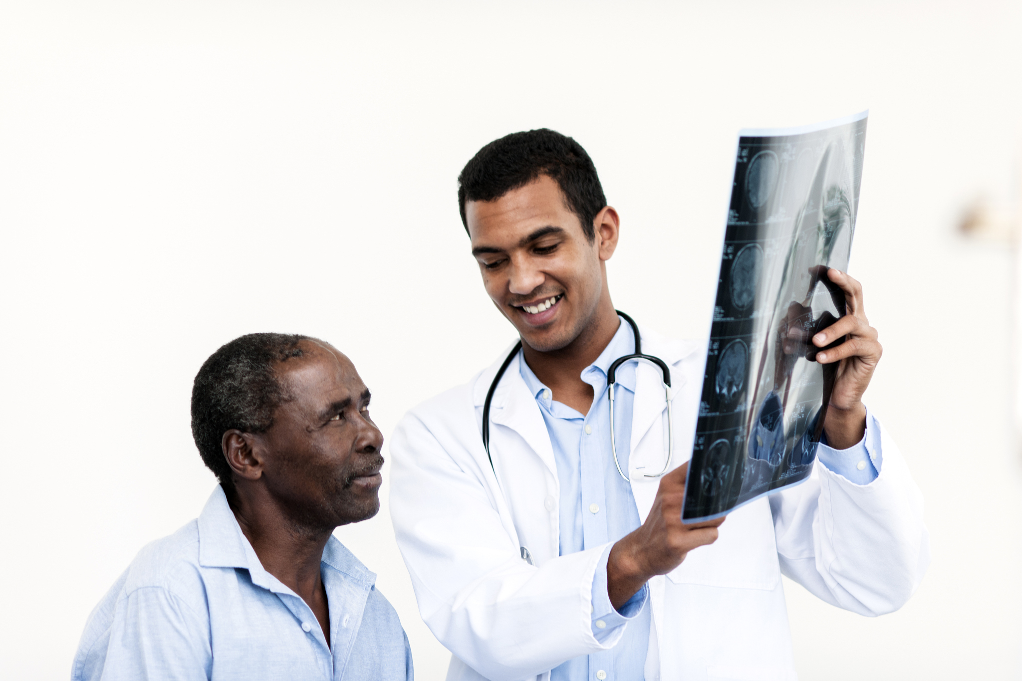 重庆市卫生学校男生就业前景：机遇与挑战