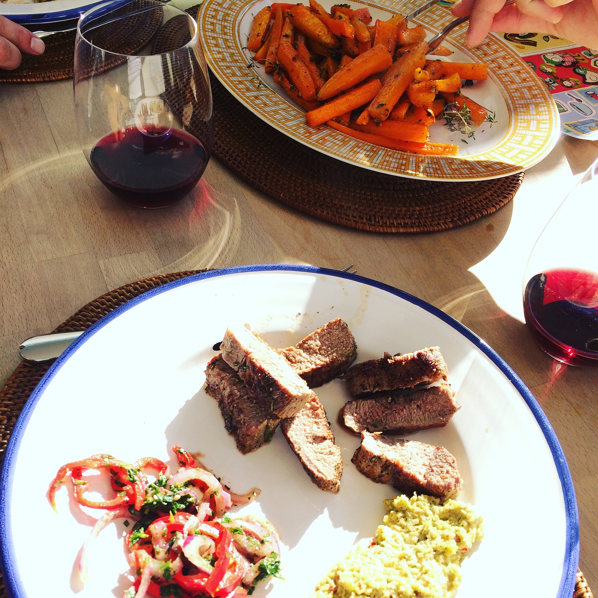 Four Happiness Braised Gluten: A Shanghai Delicacy with Rich History and Flavor