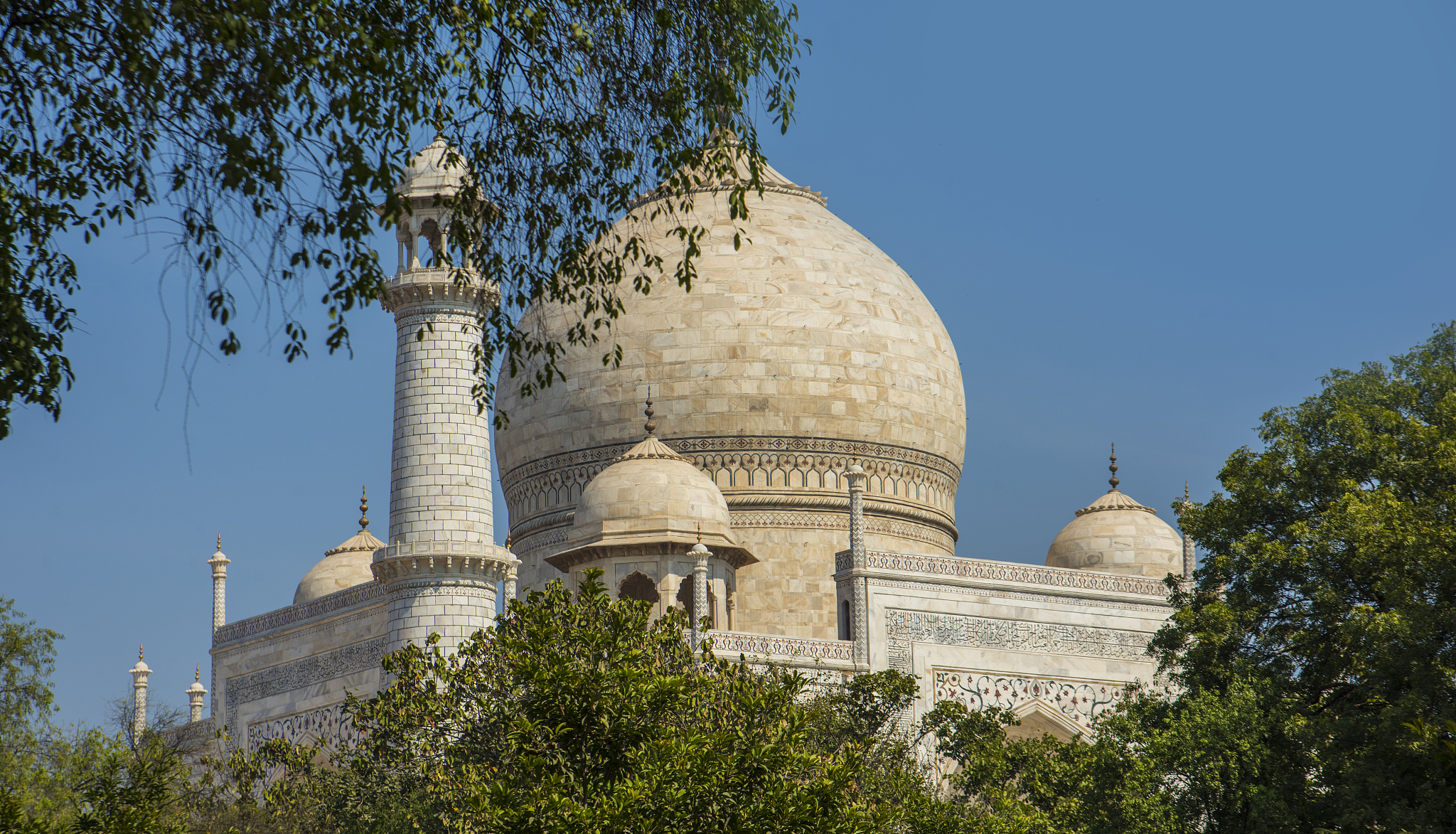 10 Engaging Articles Exploring National Cultures Around the World