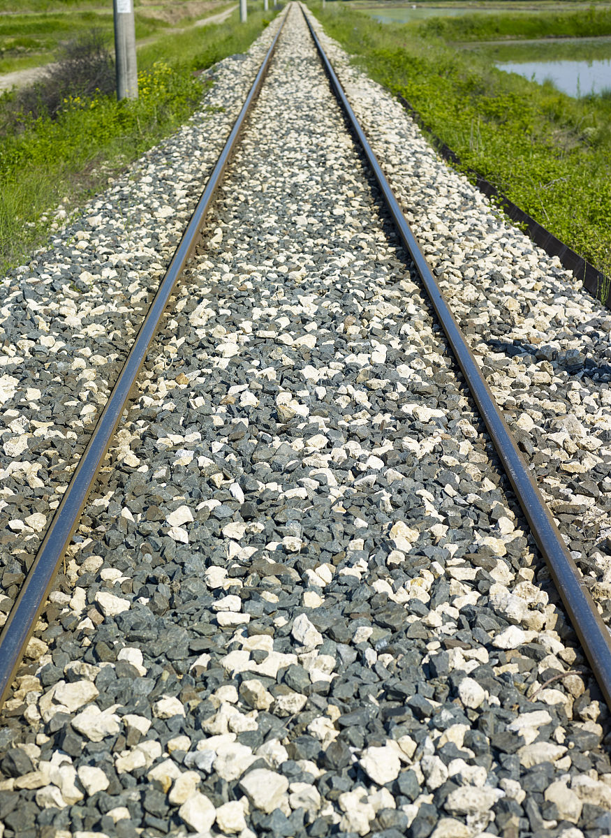 四川铁路学校毕业的女生好不好就业