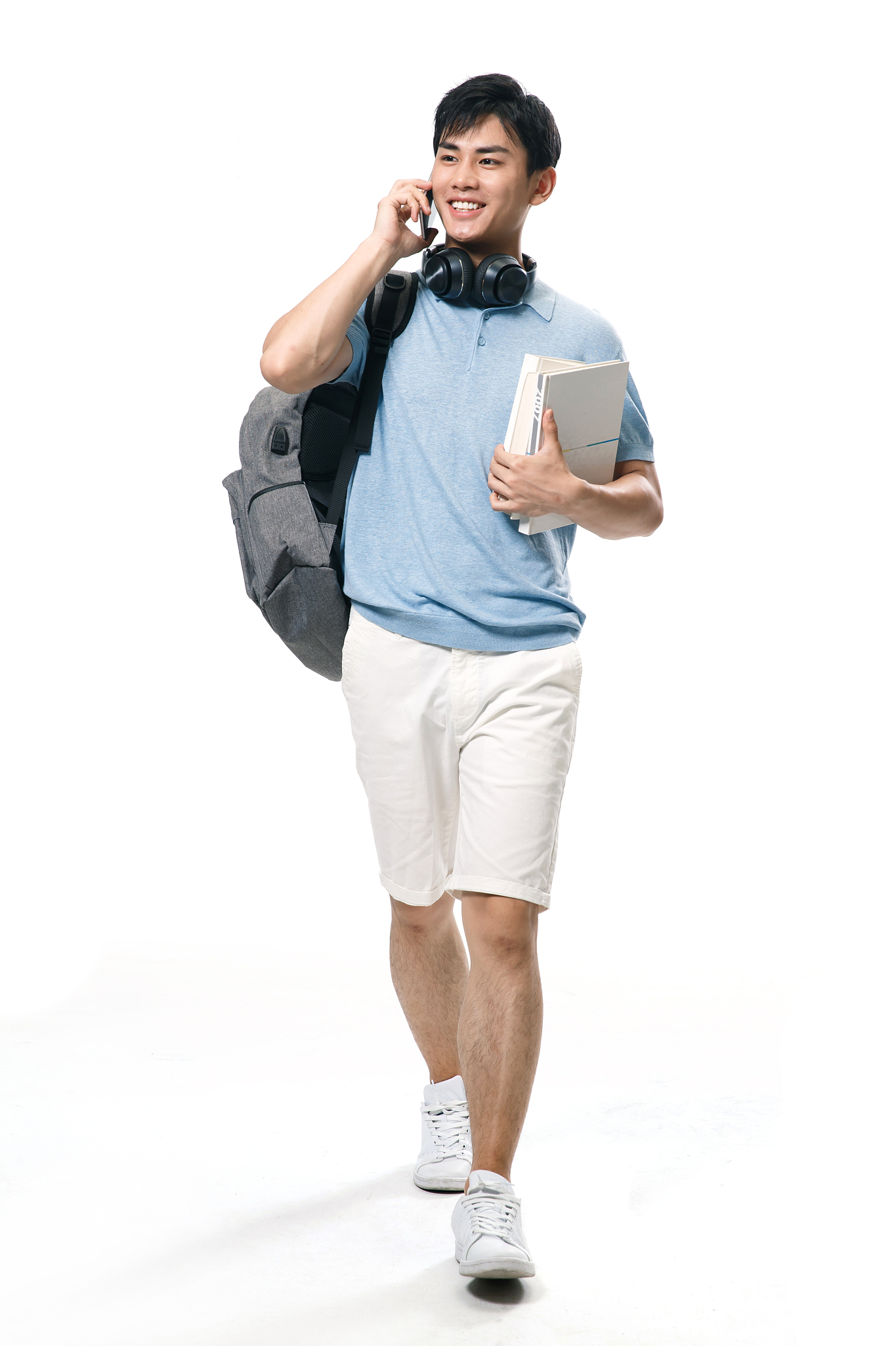 一个年轻的大学男生