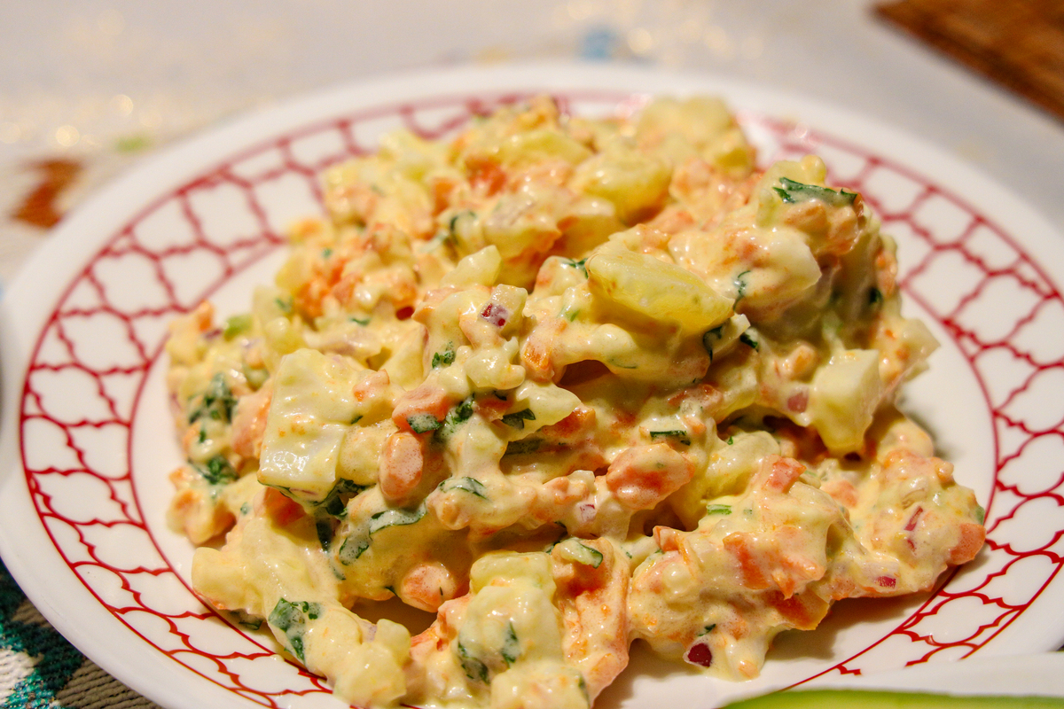 鸭蛋炒苦瓜：营养美味，食用指南