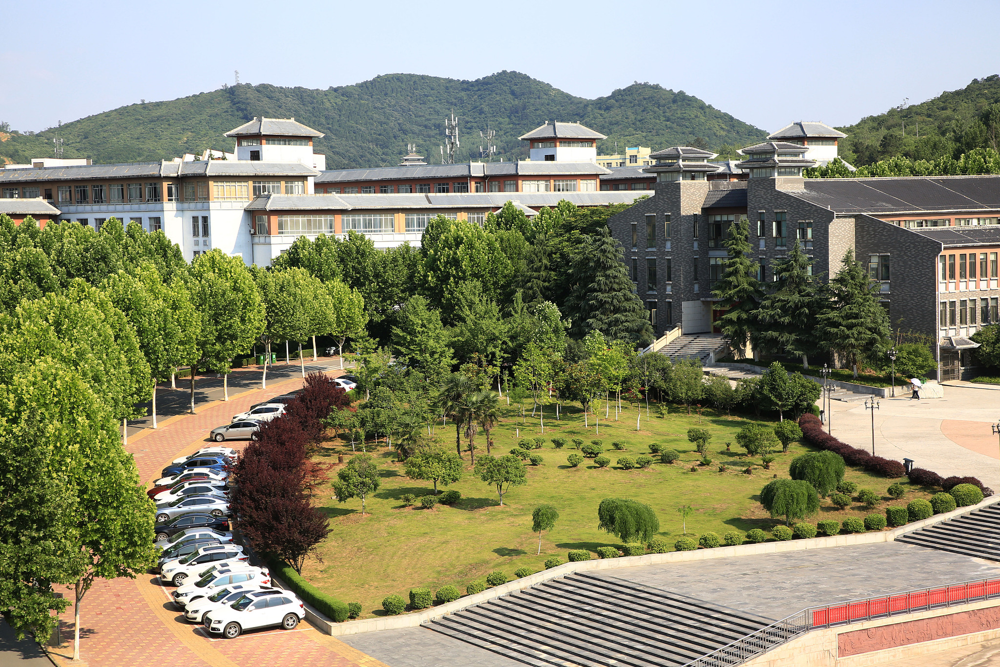 河池学院思想政治教育专业怎么样？就业前景如何？