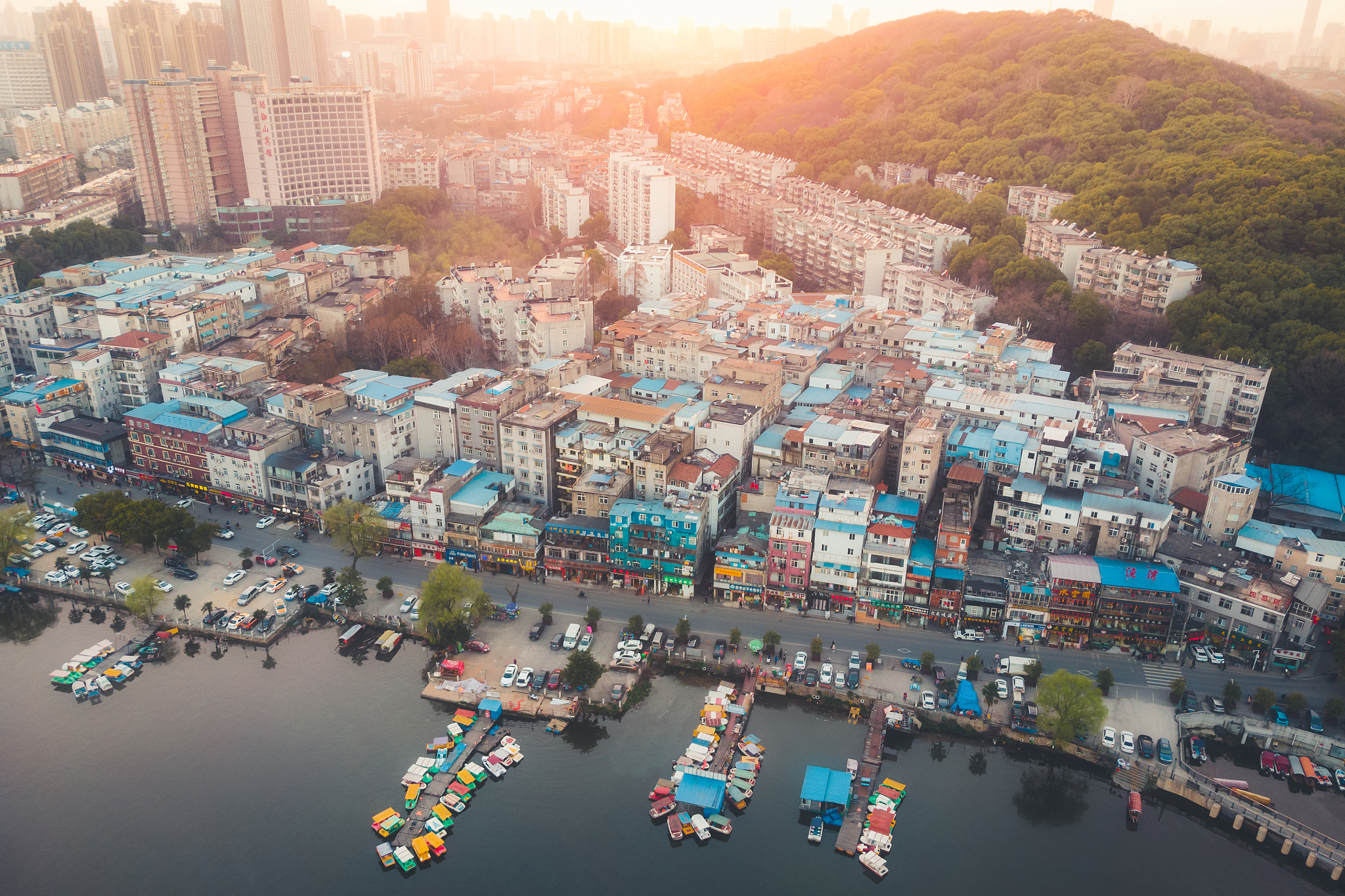 湖北省武汉市东湖风光村