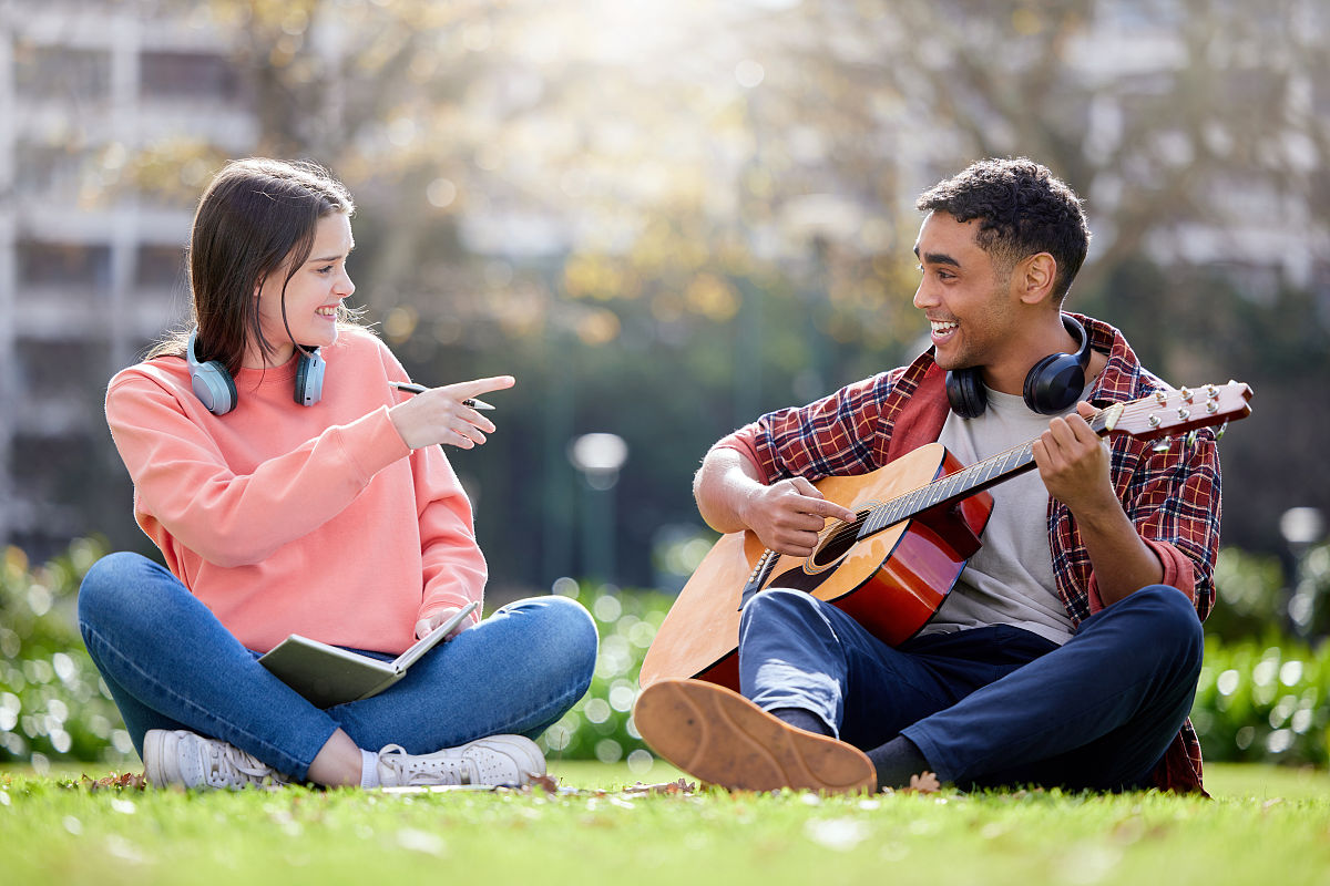 在假期我通过某网站学习课程文章500字左右表达我的学习感悟学习过程以及将来的计划与建议