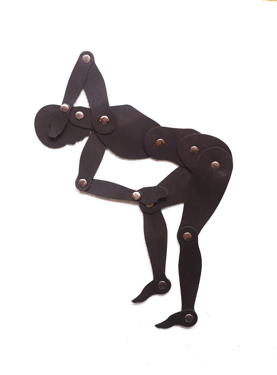 位姿位姿是指身体的姿势或姿态。它涉及到身体的各个部位如头部、脖子、肩膀、腰部、臀部、腿和脚等的相对位置和角度以及身体的平衡和稳定性。正确的位姿可以帮助我们减轻压力预防疼痛和损伤增强肌肉和骨骼的健康提高体能和运动表现。在日常生活和工作中我们需要注意自己的位姿并进行必要的调整和改进。机器人的位姿包括什么