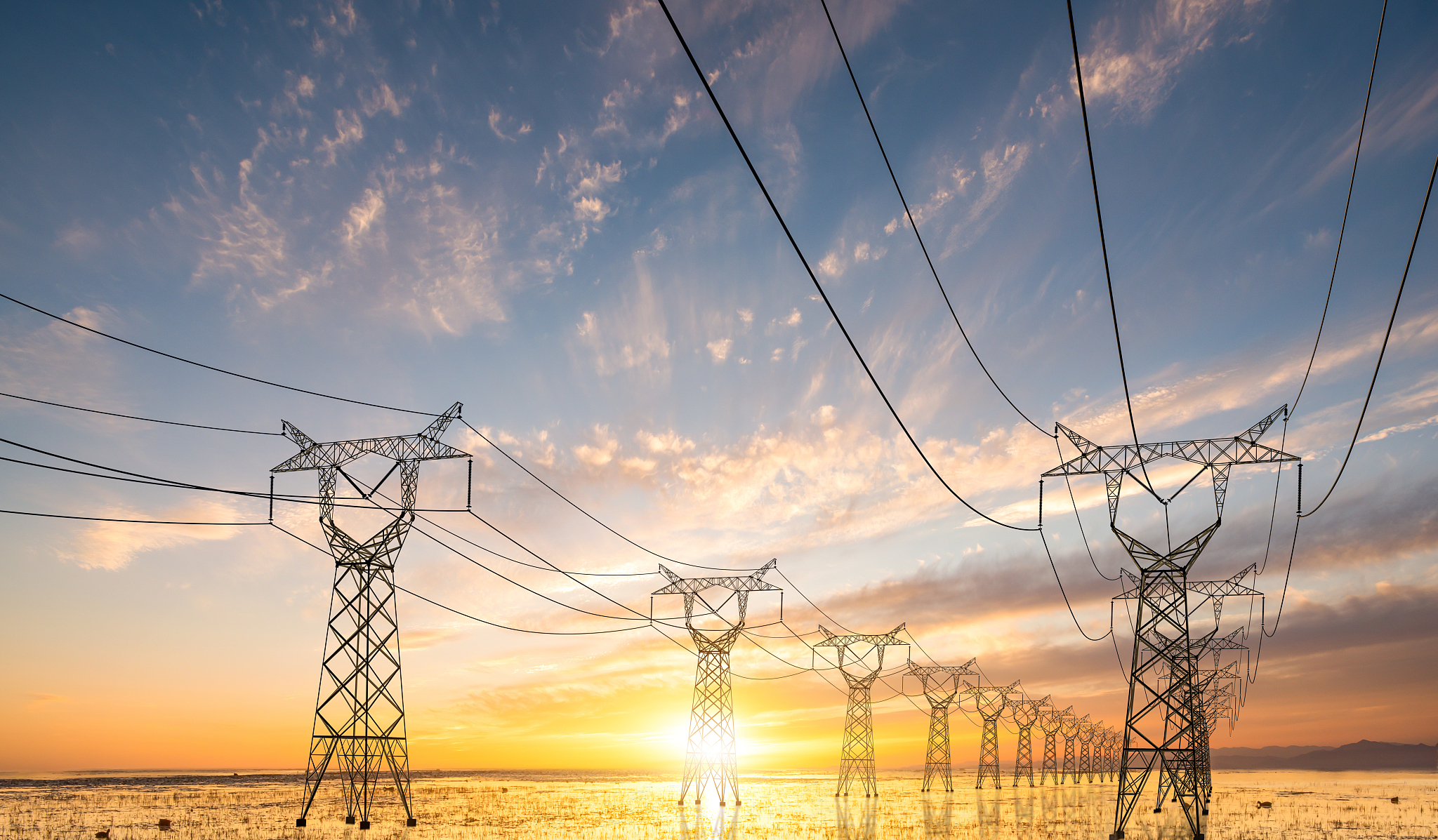 详细分析电力工程技术在智能电网建设中的作用及影响