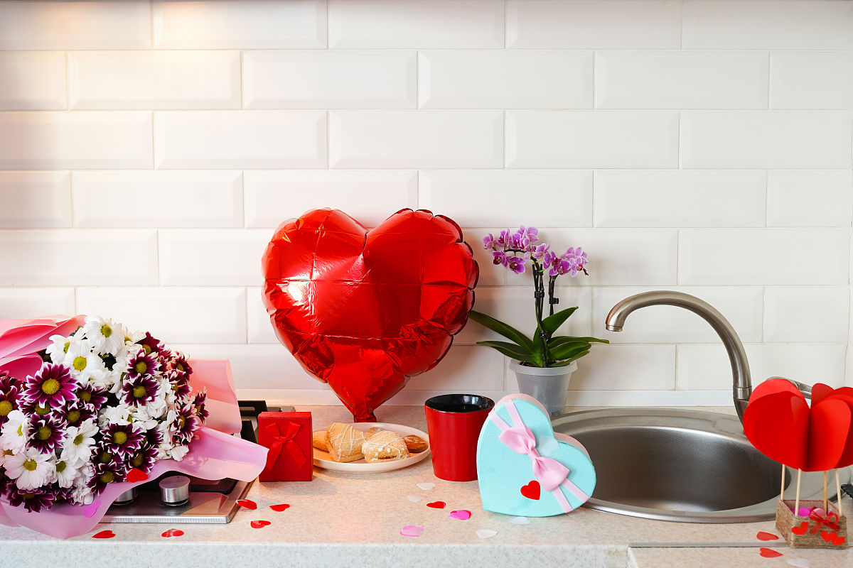 如何给女朋友打造浪漫未来：7个实用建议