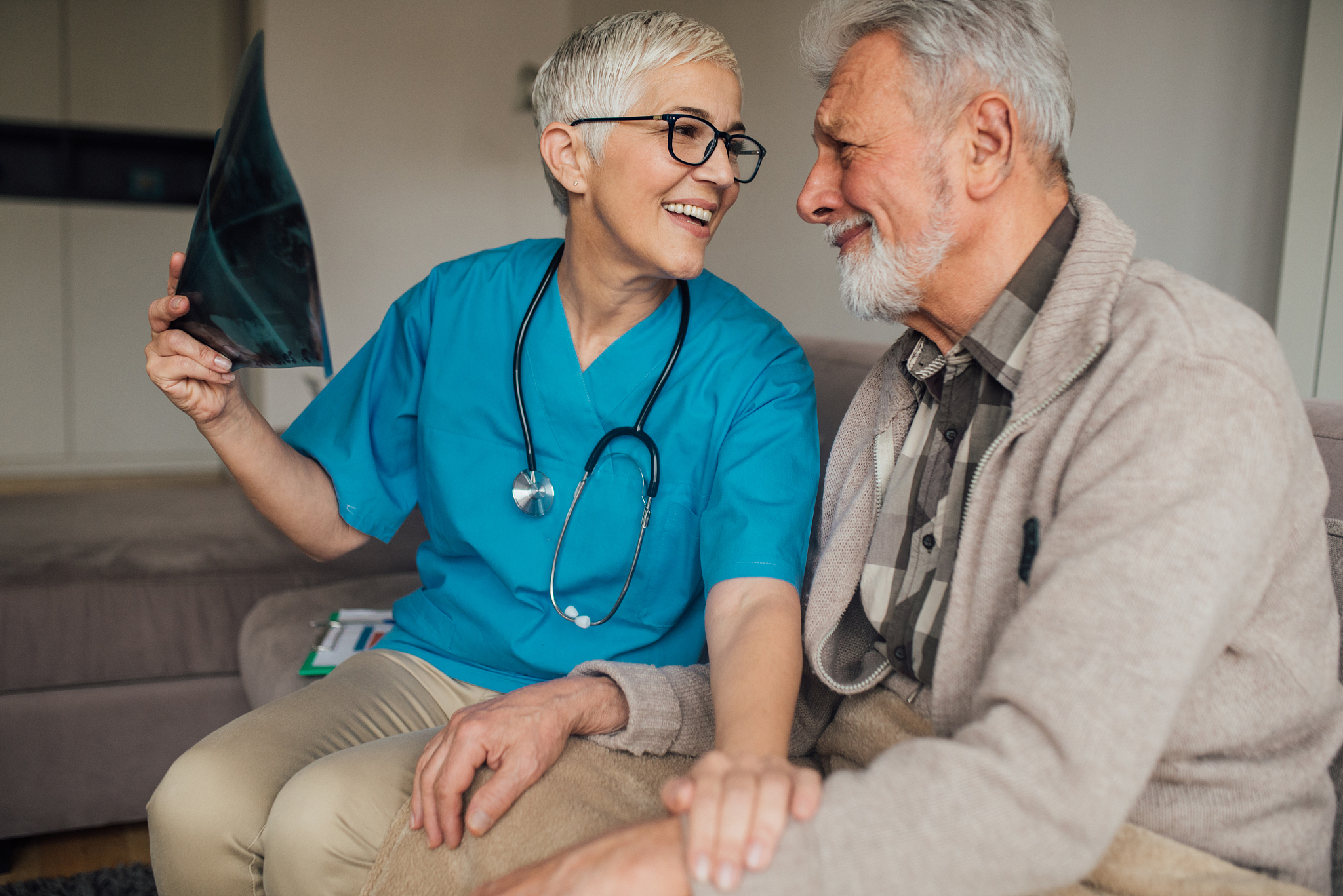 重庆护士学校护理专业现状分析：机遇与挑战