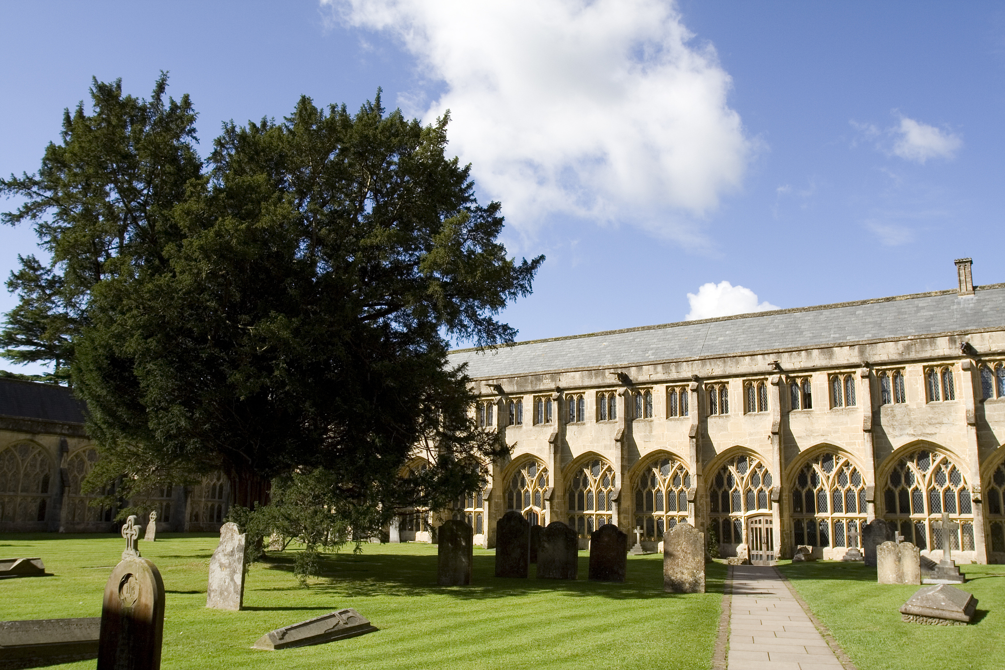 cemetery of wells cathedral