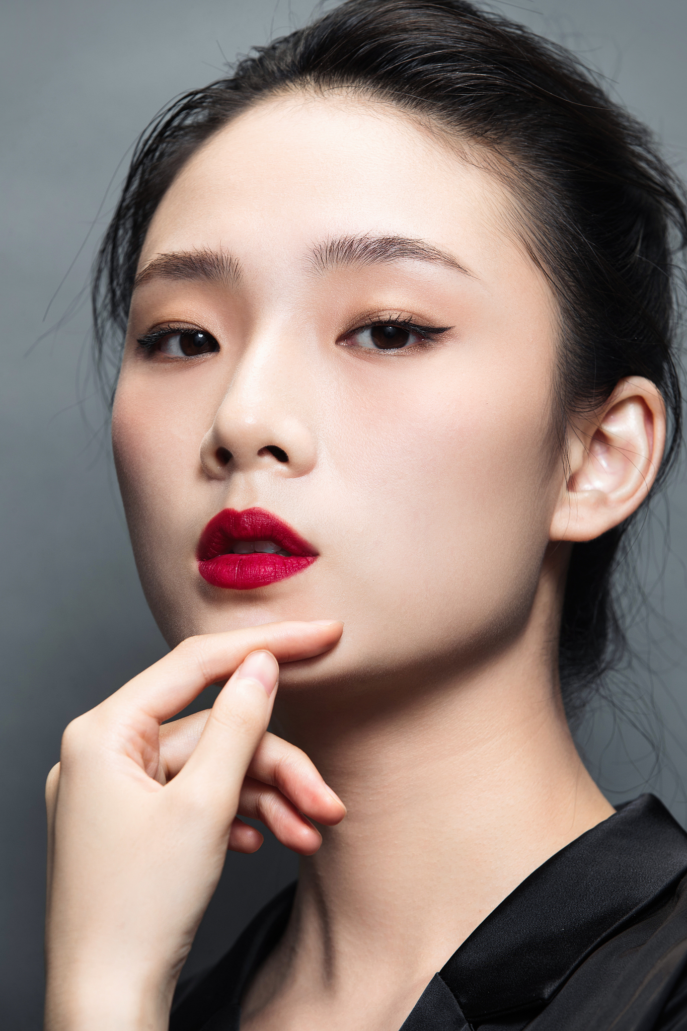 如何描述一个女生漂亮