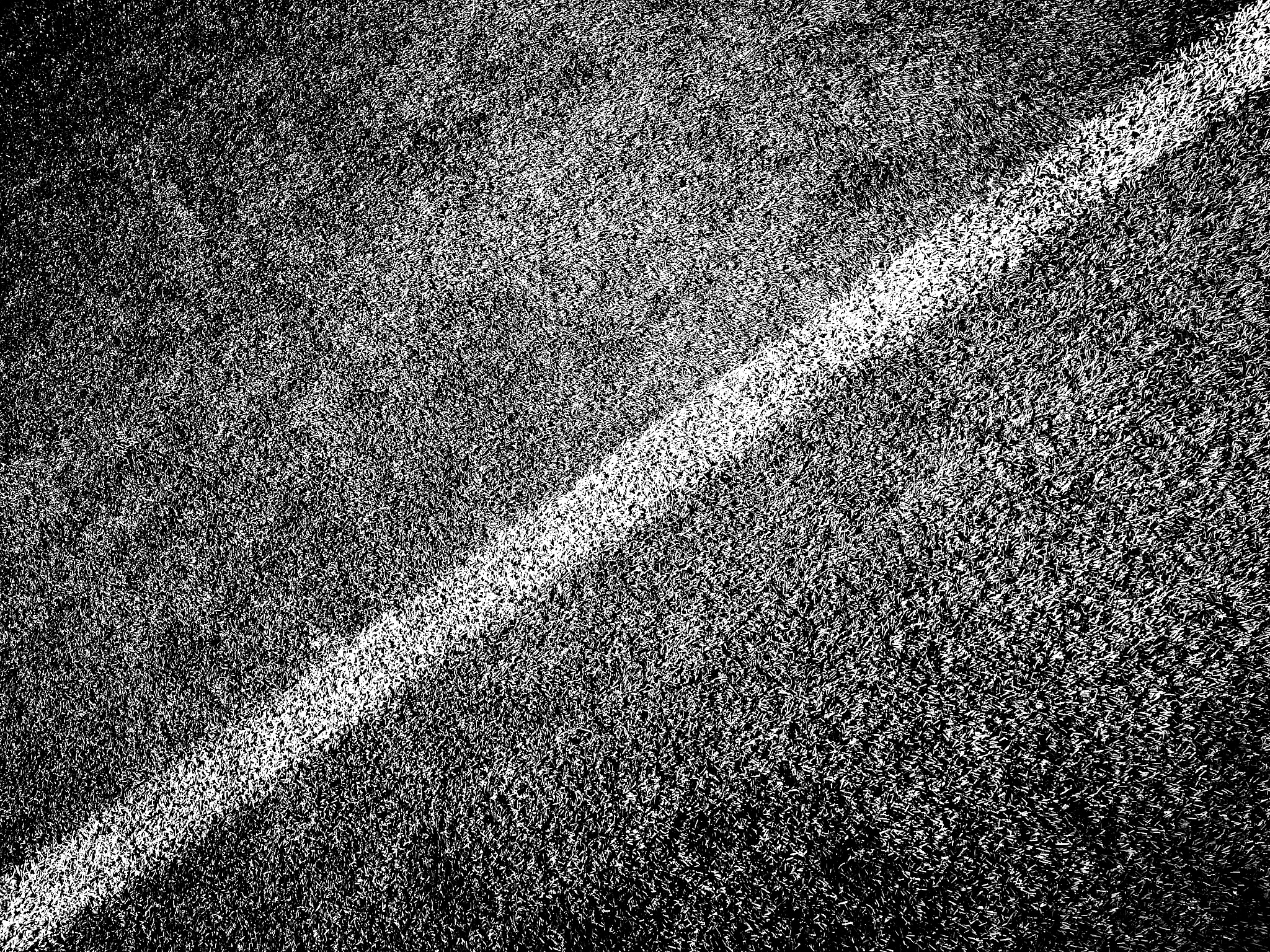 井下模糊图片中值滤波效果分析：清晰度提升与噪点去除