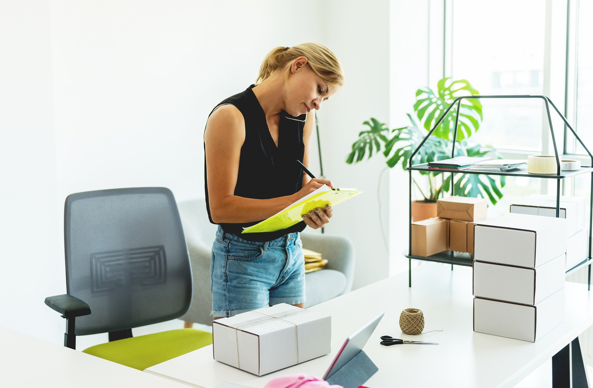 重庆中专电子商务学校升大专指南：考试流程、专业选择及准备建议