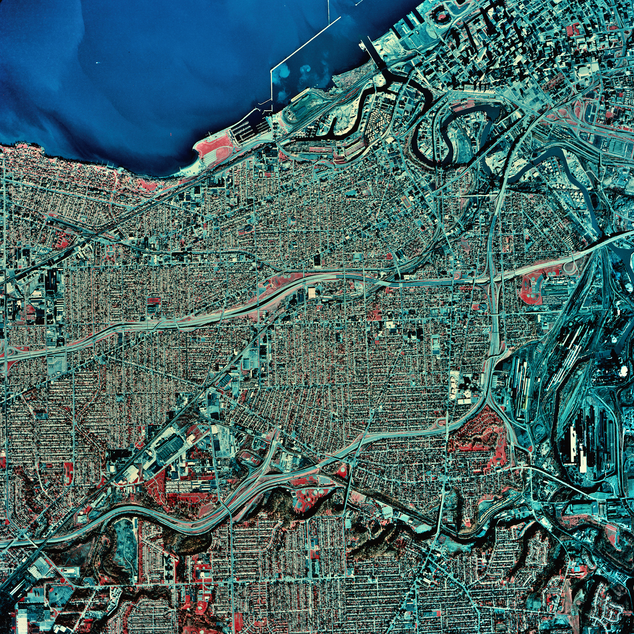 改进YOLOv8算法用于遥感图像目标检测