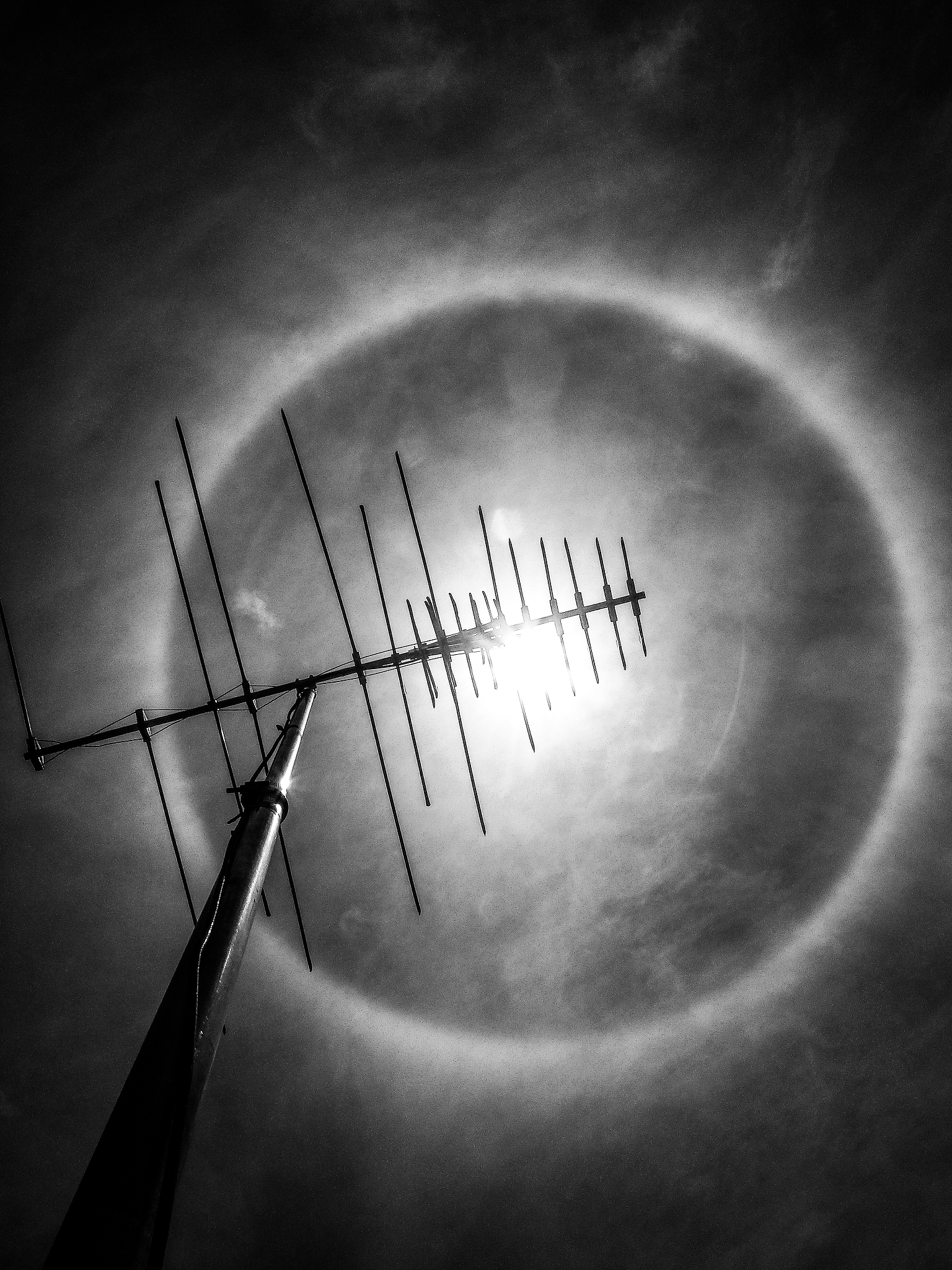 解释一下现代社会时间和空间坍缩问题