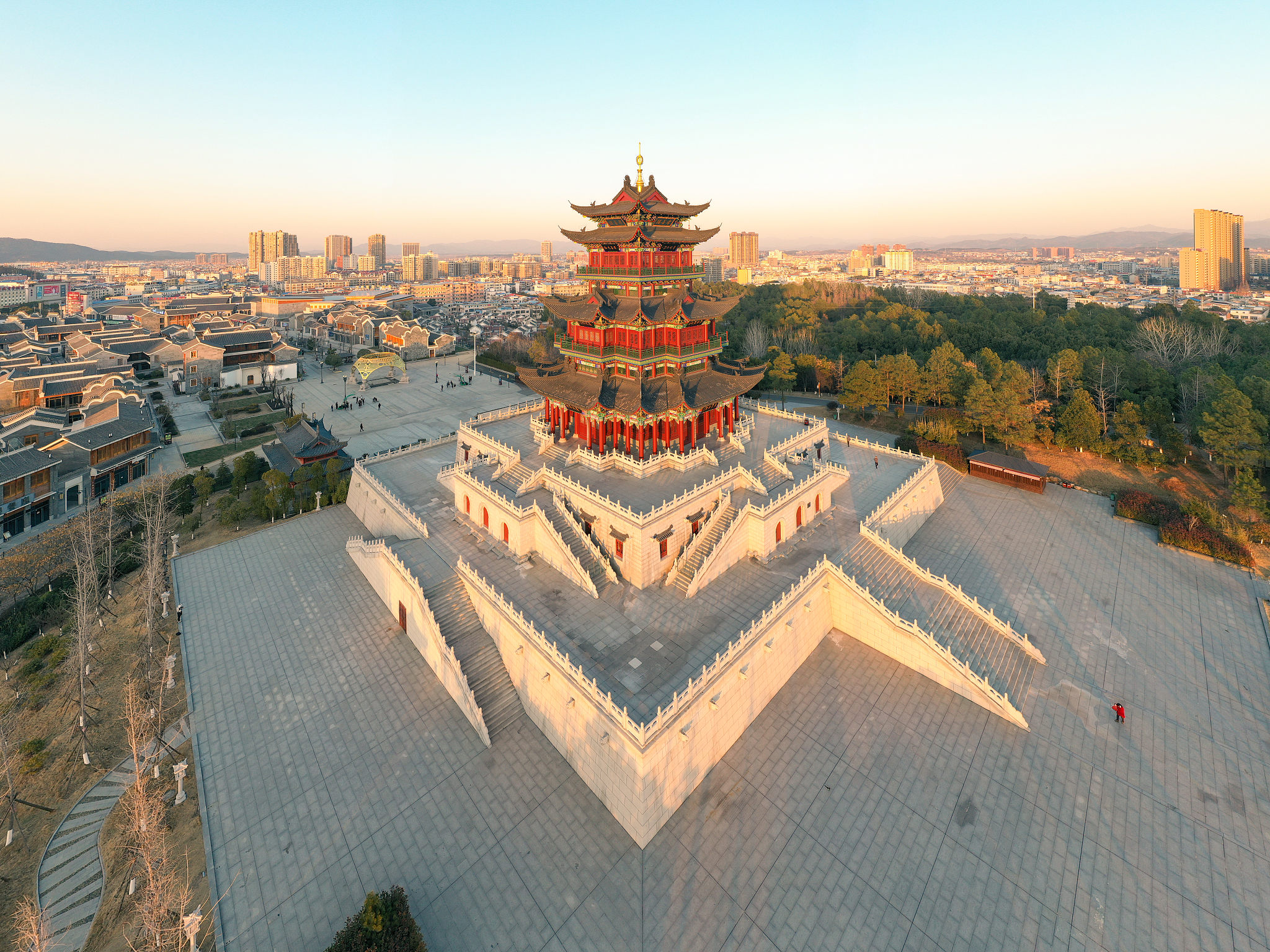 孝感的媒体曝光平台有哪些｜孝感媒体曝光求助热线是多少 要求：创建一篇1500至2000字的解决方案