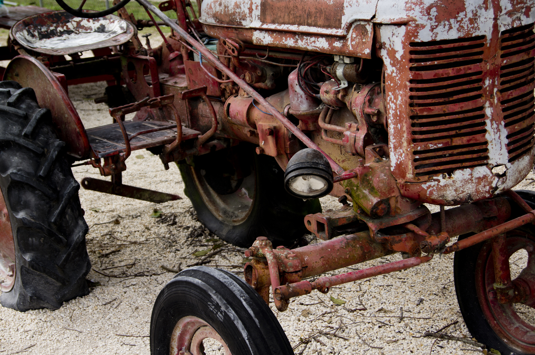 道依茨法尔拖拉机转向原理详解 - 四轮转向操控更灵活