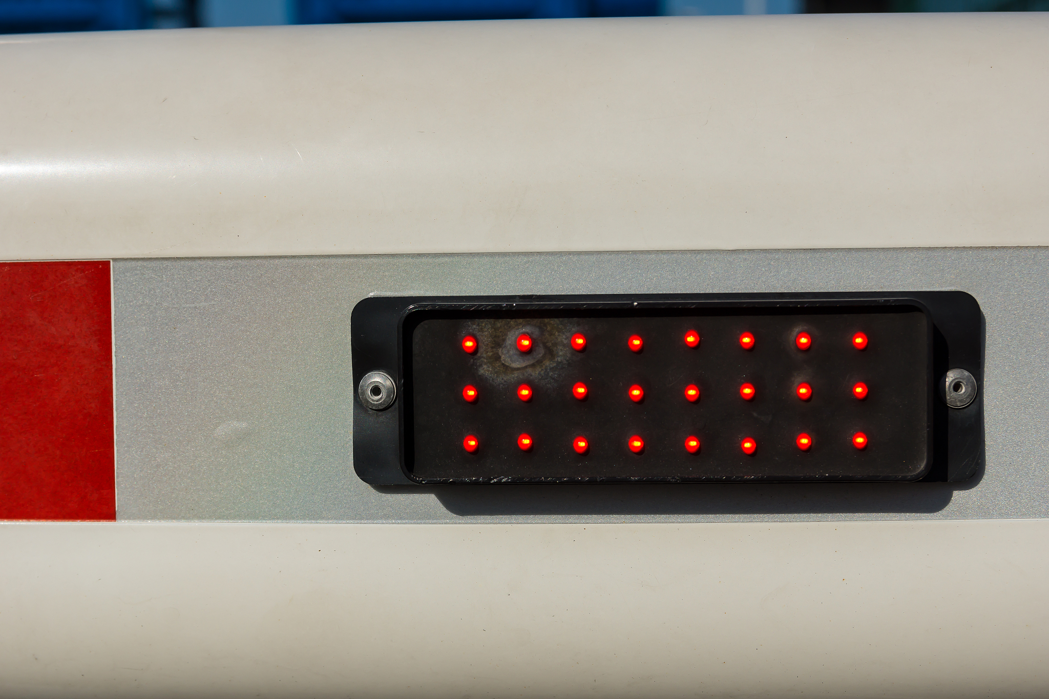 LLED 防爆应急灯：高亮度、低能耗、安全可靠的紧急照明