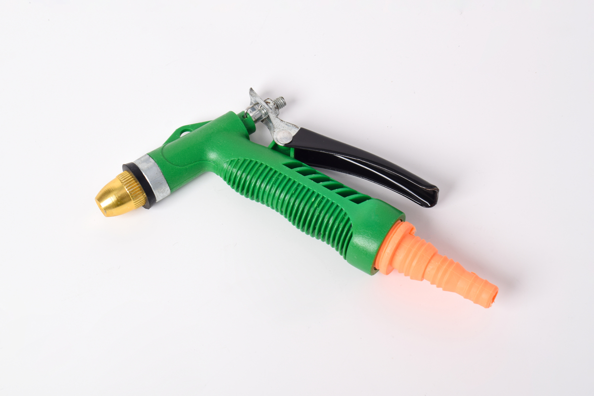 用美式英语写5条关于Electric Toothbrush Electric Toothbrush With 8 Brush Heads Smart 6-speed Timer Electric Toothbrush IPX7 Waterproof的好评以及其好评标题。结果格式为标题：好评内容。不需要空行。