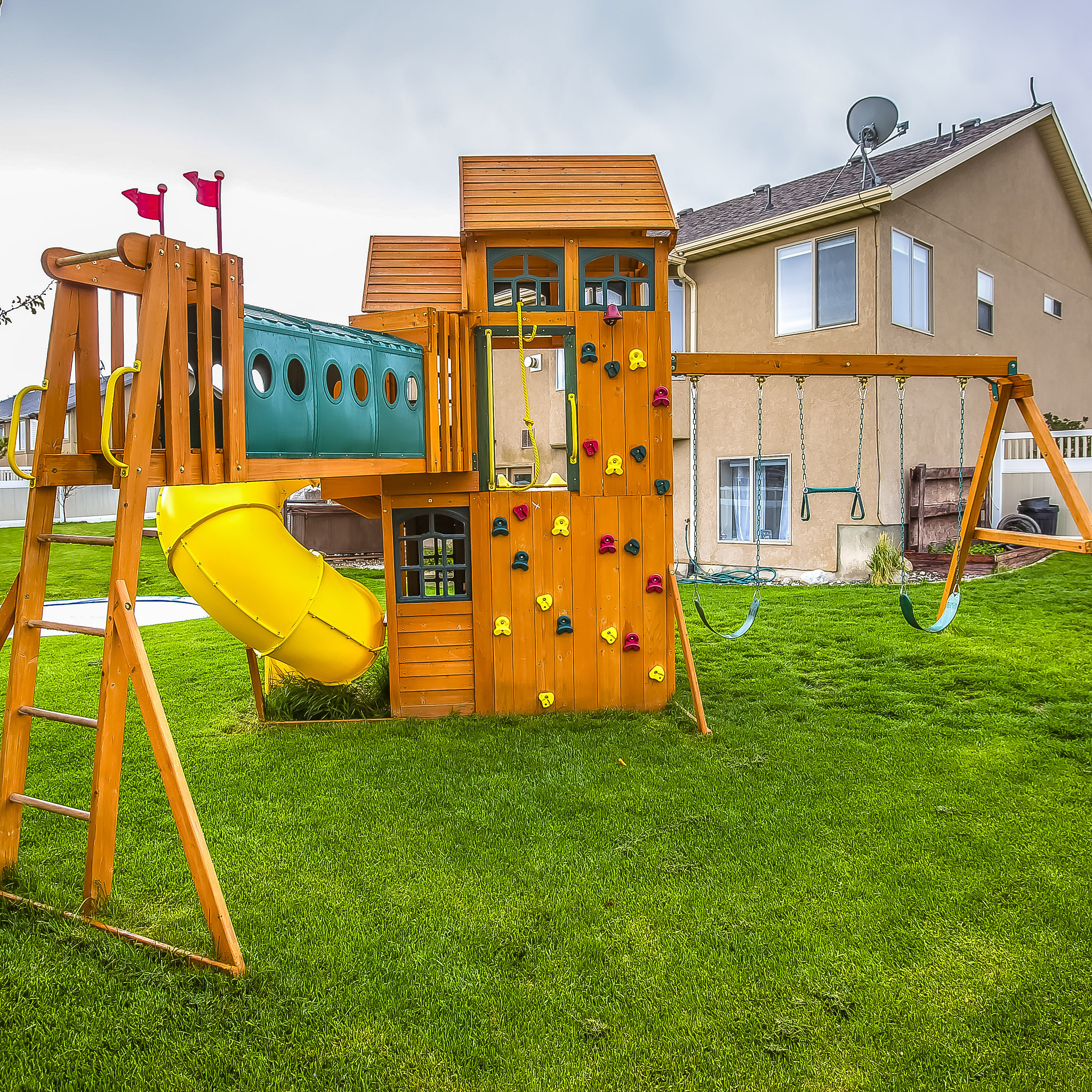 Kids Wooden Sandbox with Canopy Roof - Perfect for Backyard Fun!