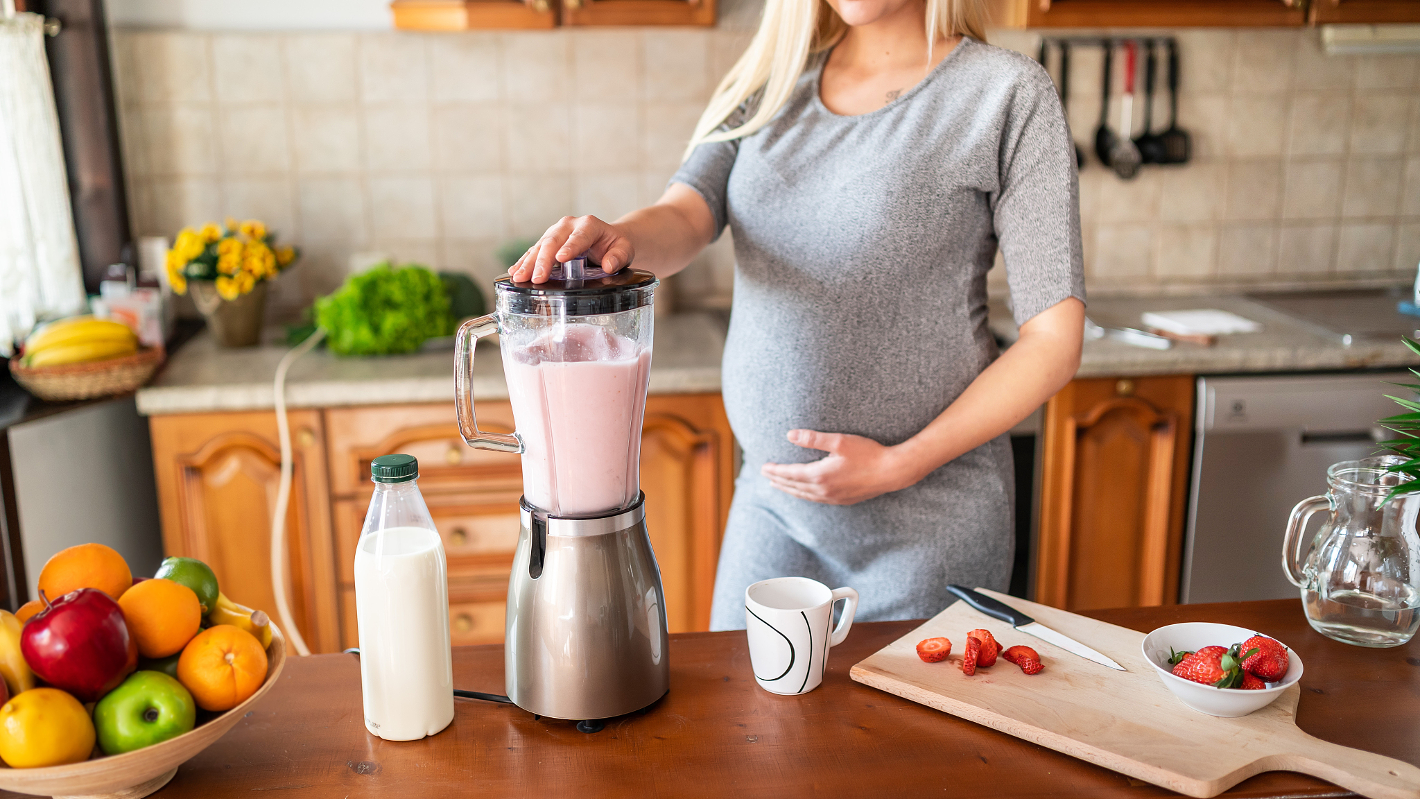 输尿管结石合并右肾积水怎么办？专业护理指南助您缓解疼痛