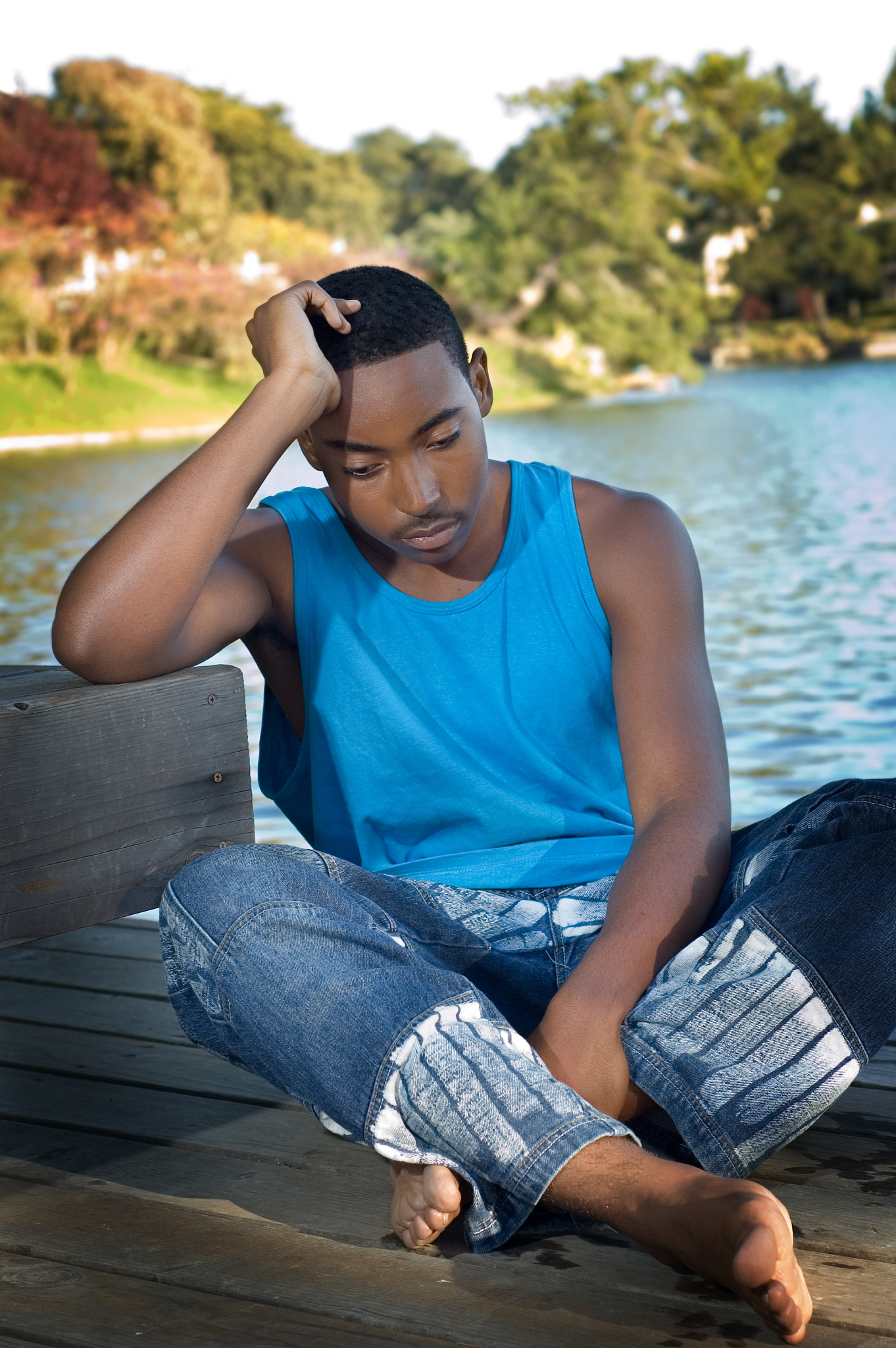 青少年心理脆弱的原因有哪些？以此为题写一篇800字的文章