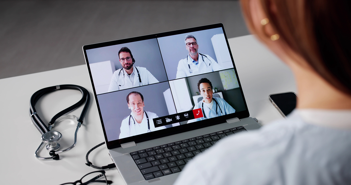 荆琳视频看病是真的帮我用200字详细描述