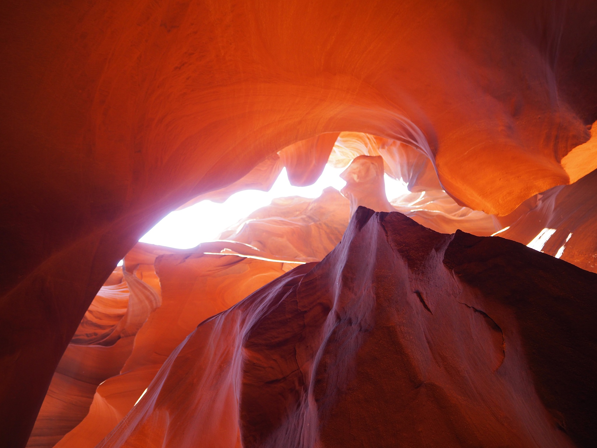 lower antelope canyon at midday, arizona, usa