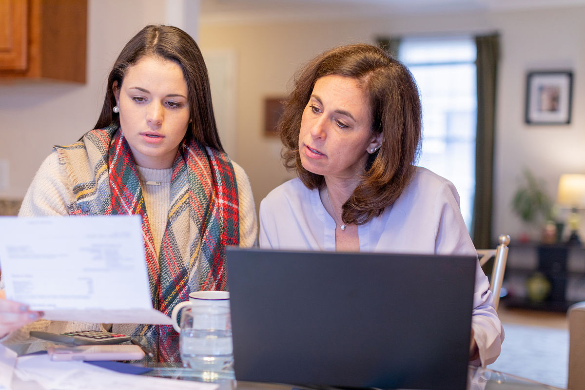 经验丰富的财务专家 | 财务求职自我介绍