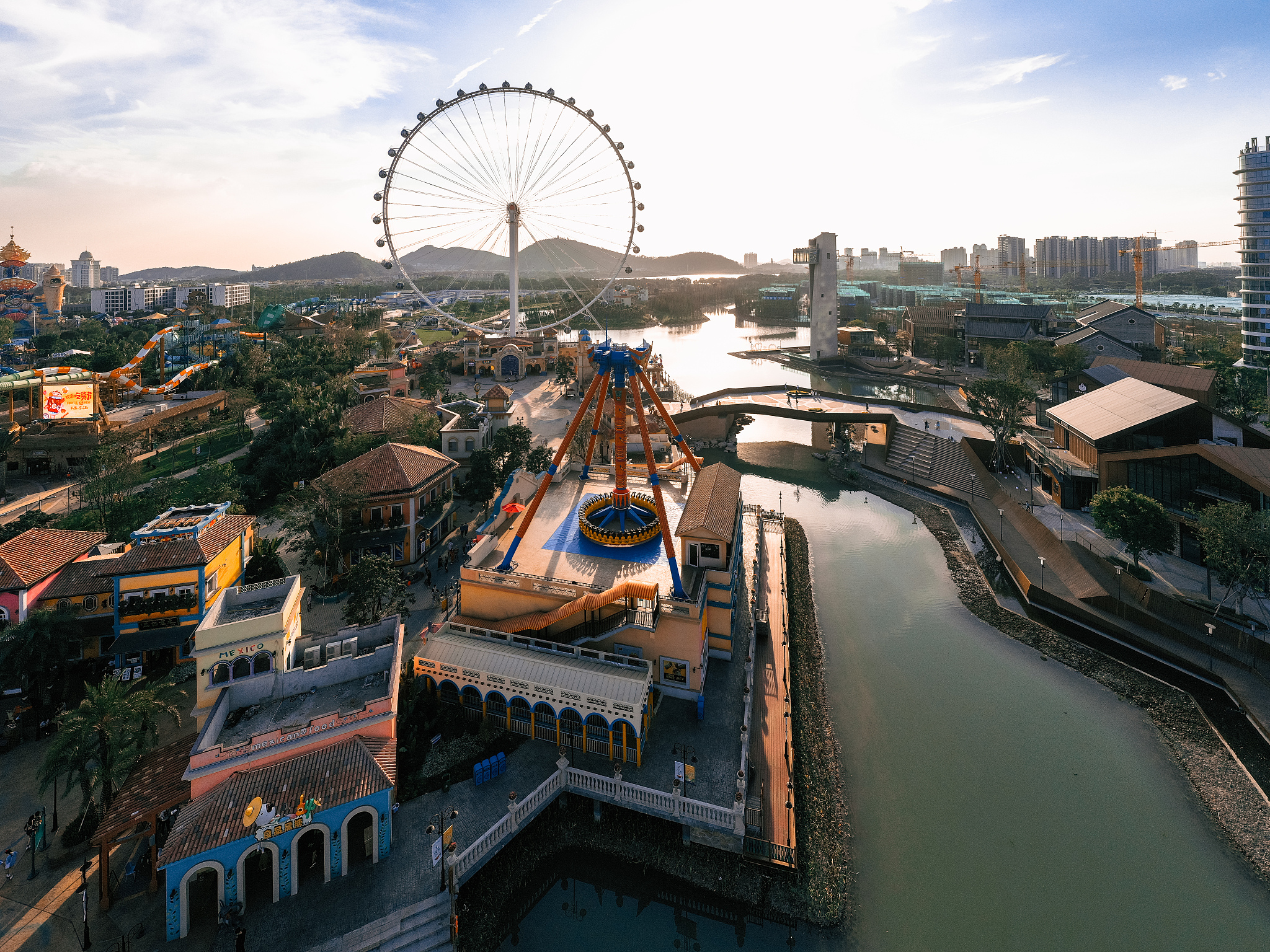 环球影城的建立促进北京文化的传播