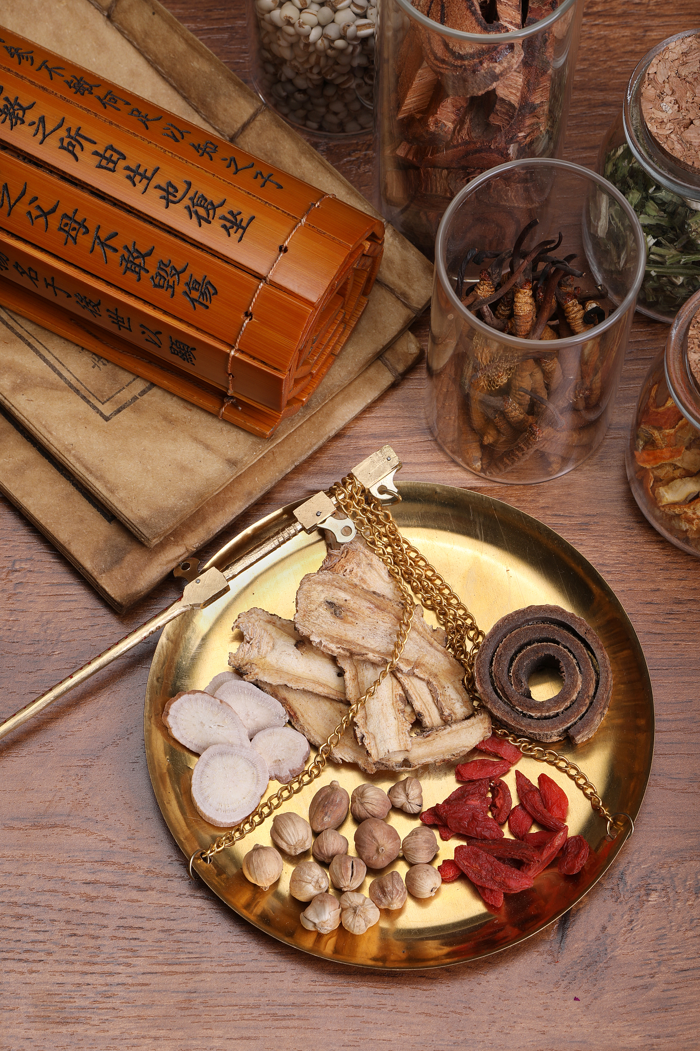 用以下内容帮我写3个新闻稿南同堂羊胎盘是真的吗 是真的 南同堂羊胎盘效果怎么样 效果很好【功能】温补肾阳益气养血用于增强免疫力产后抑郁不孕少乳气血两虚肾虚羸瘦骨蒸盗汗咳嗽气喘食少气短等。