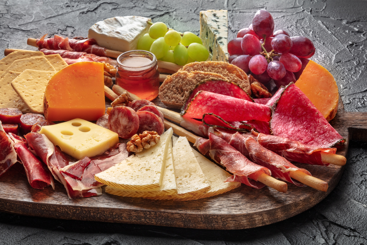 哪些食物含有亚硝酸盐？常见食物含亚硝酸盐清单