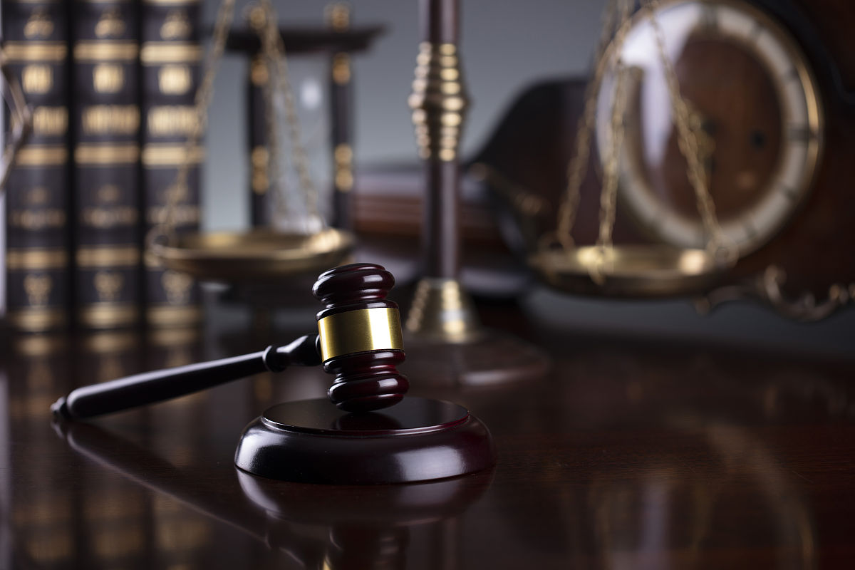 刑事案件专业律师团队：经验丰富、诚信可靠、注重办案质量