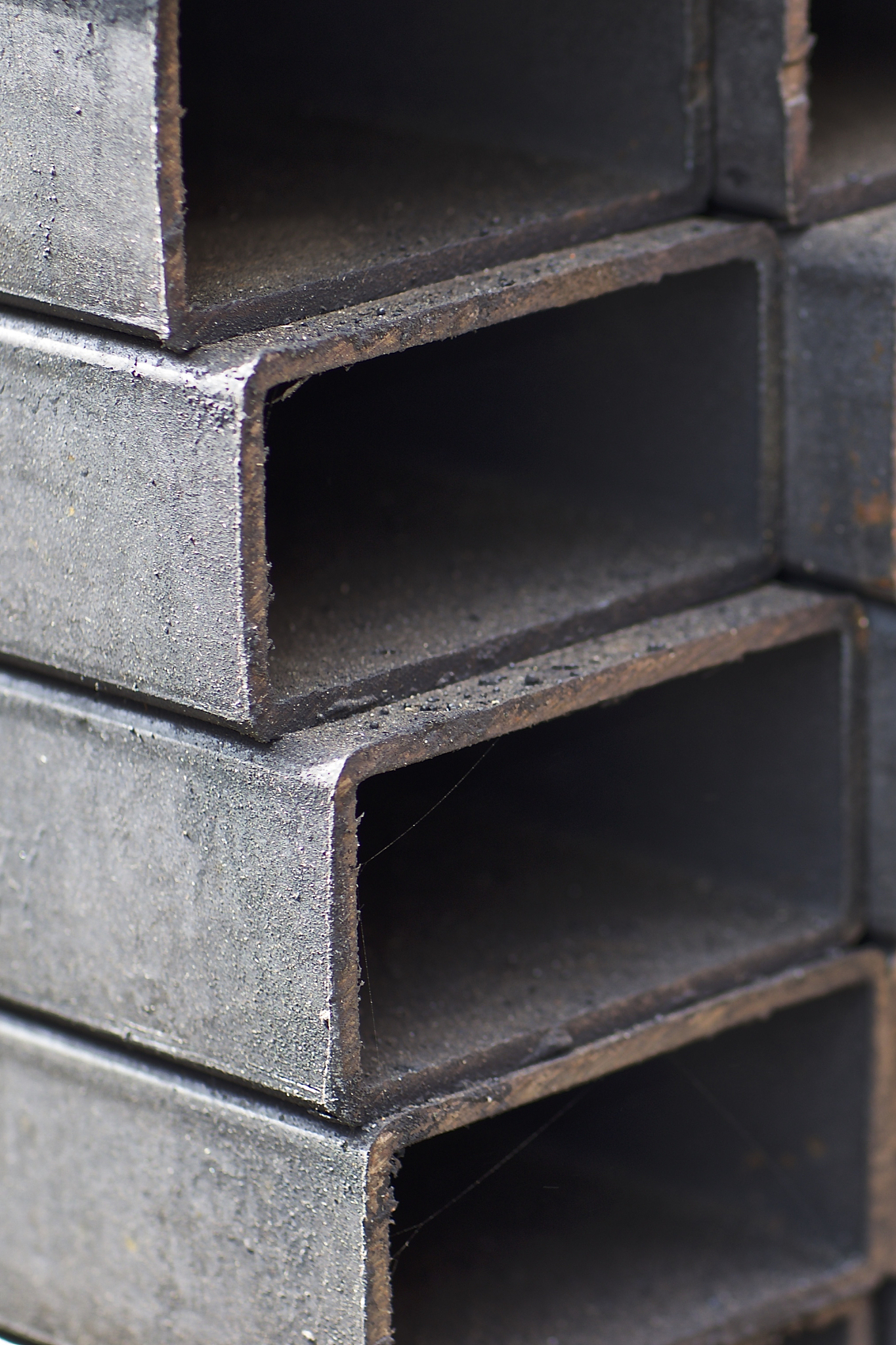 方管字母Q12+TJZLD002-2021+P是什么意思帮我用200字详细描述