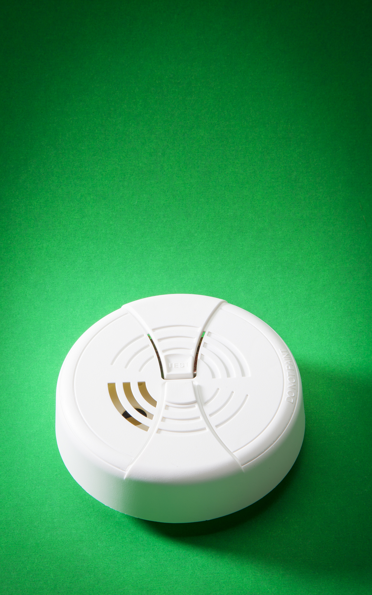 烟雾传感器工作原理与类型：全面解读