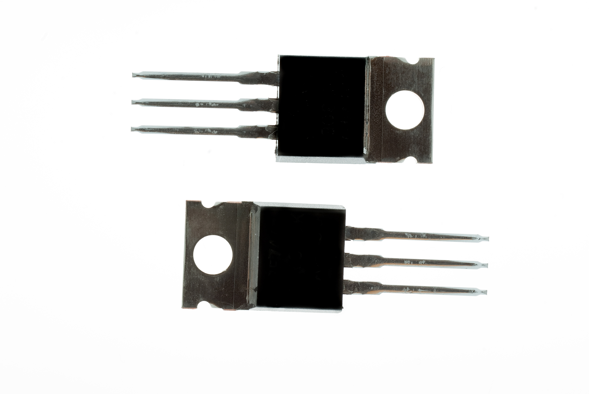 fgl40n120能代替4n120fl2吗
