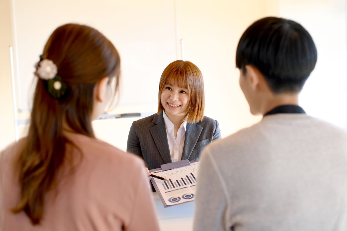 财务主管的爱情：从误会到深爱