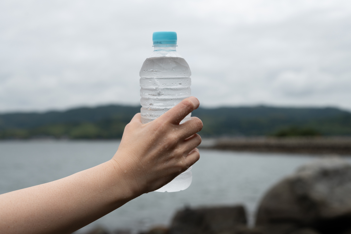 矿泉水开瓶后多久还能喝？一个月后还能喝吗？