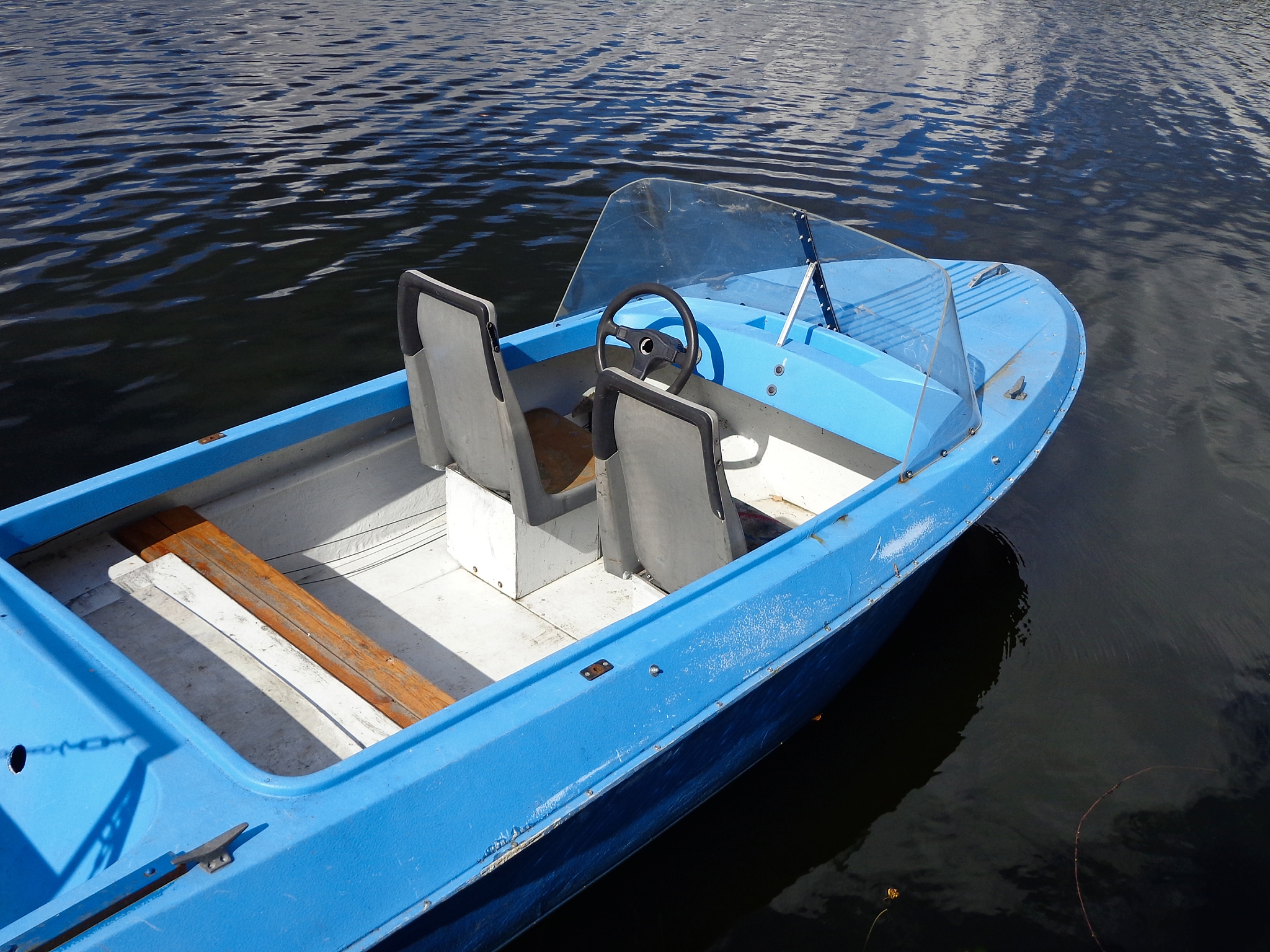 Ship Hull and Deck Cleaning Procedures Followed by Rainwater Contamination Response