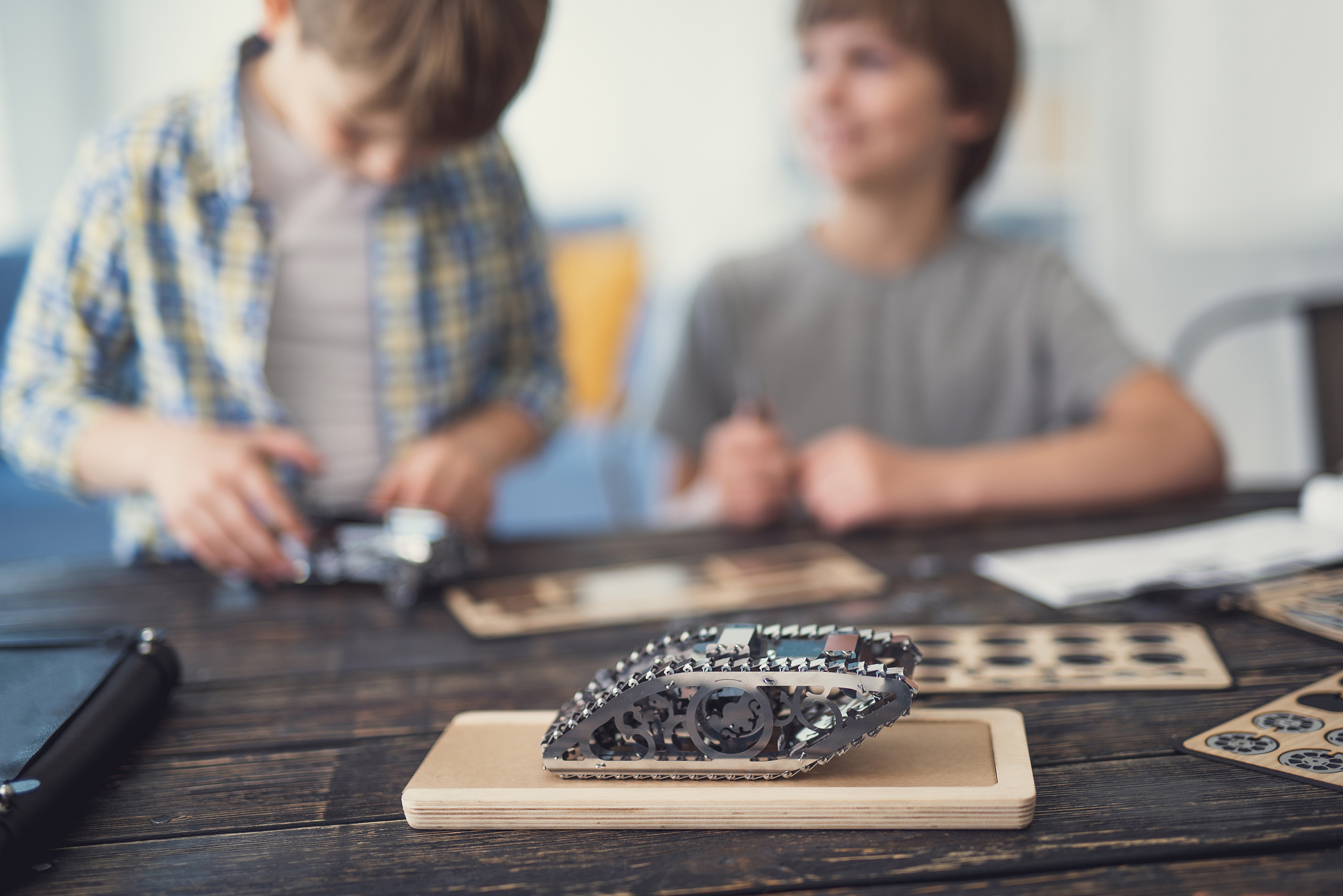 教室真心话大冒险游戏：角色扮演大比拼