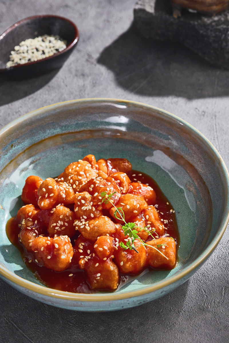 在家轻松做糖醋里脊，酸甜可口，比外面更美味！