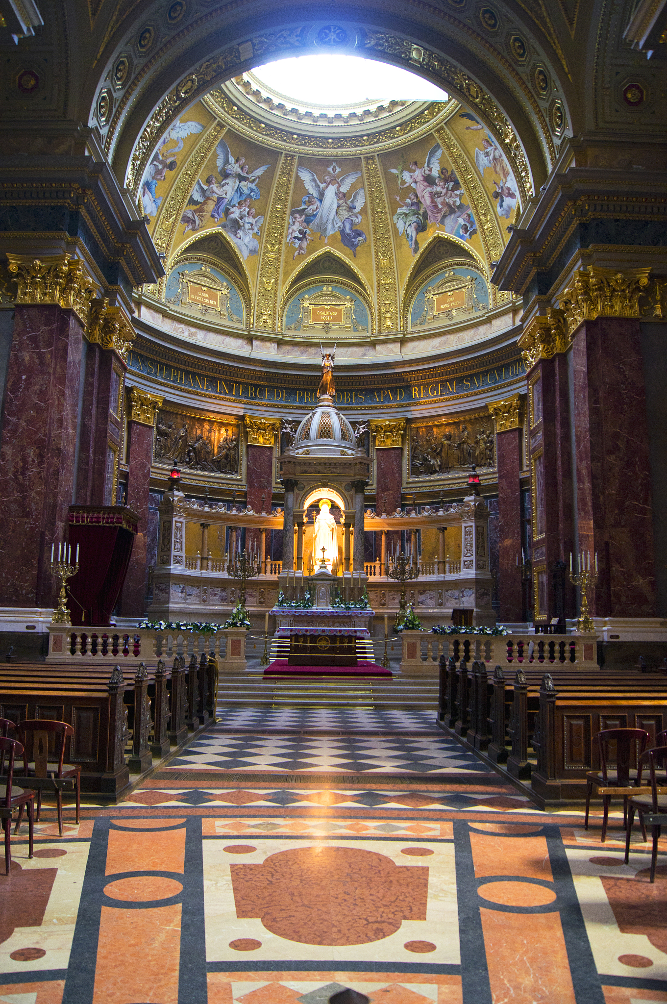 st stephen's basilica, budapest.