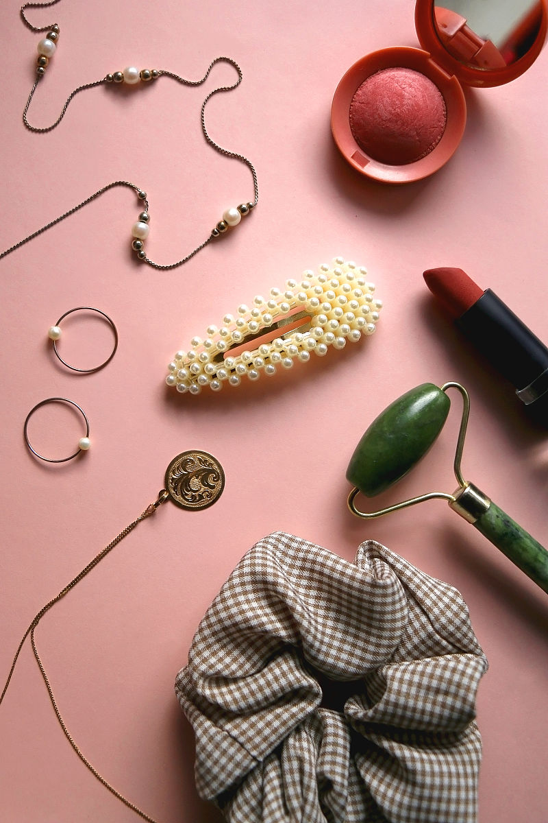 小红书饰品博主7种人设定位：从专业解读到高端收藏，打造爆款内容！