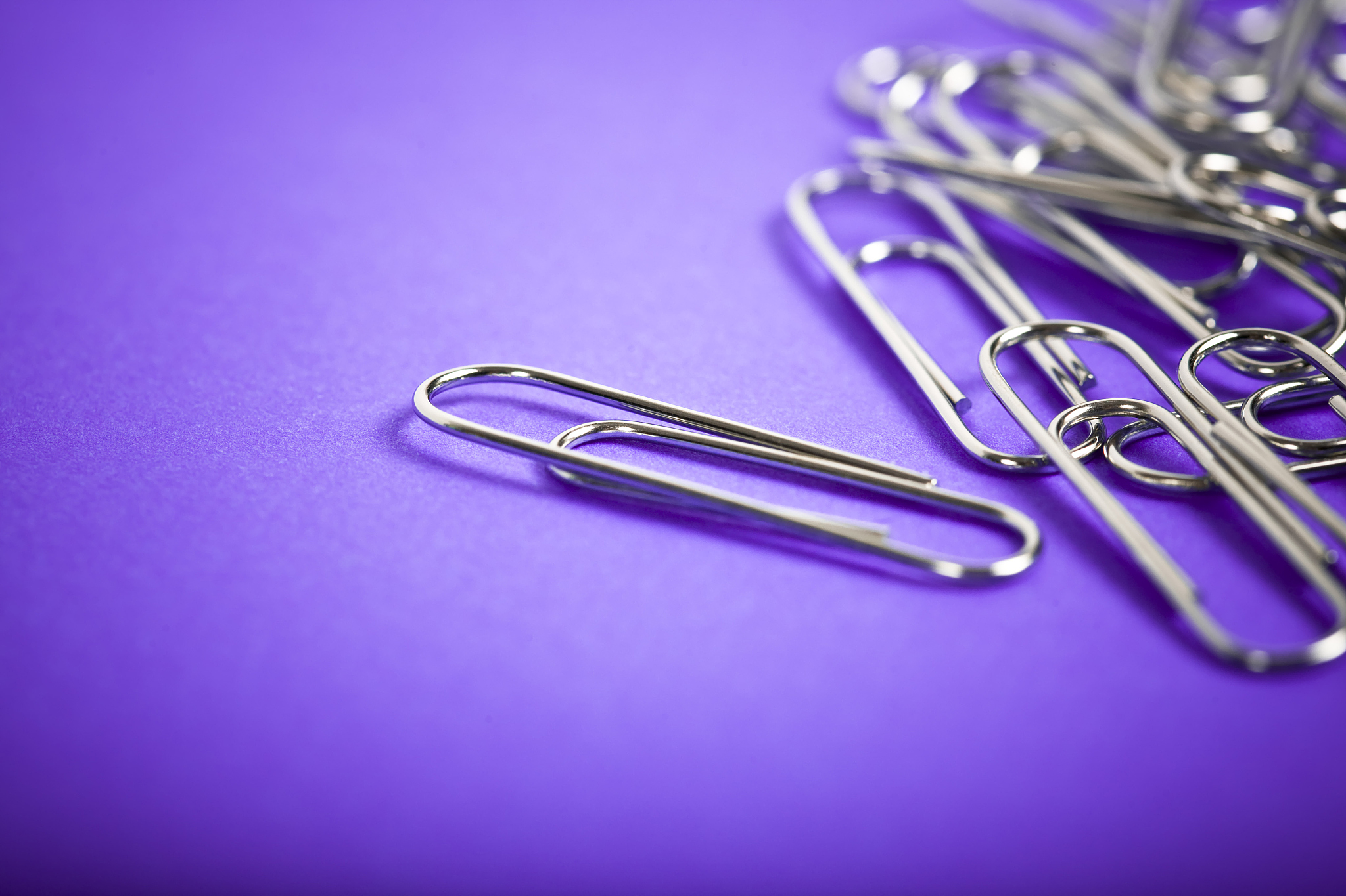 多功能金属回形针：办公生活必备利器