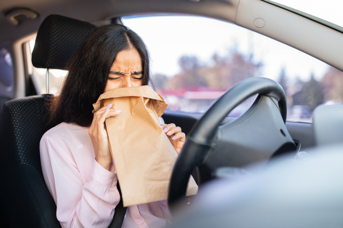 女孩为什么不愿意坐副驾驶？安全、舒适、害怕都有可能！